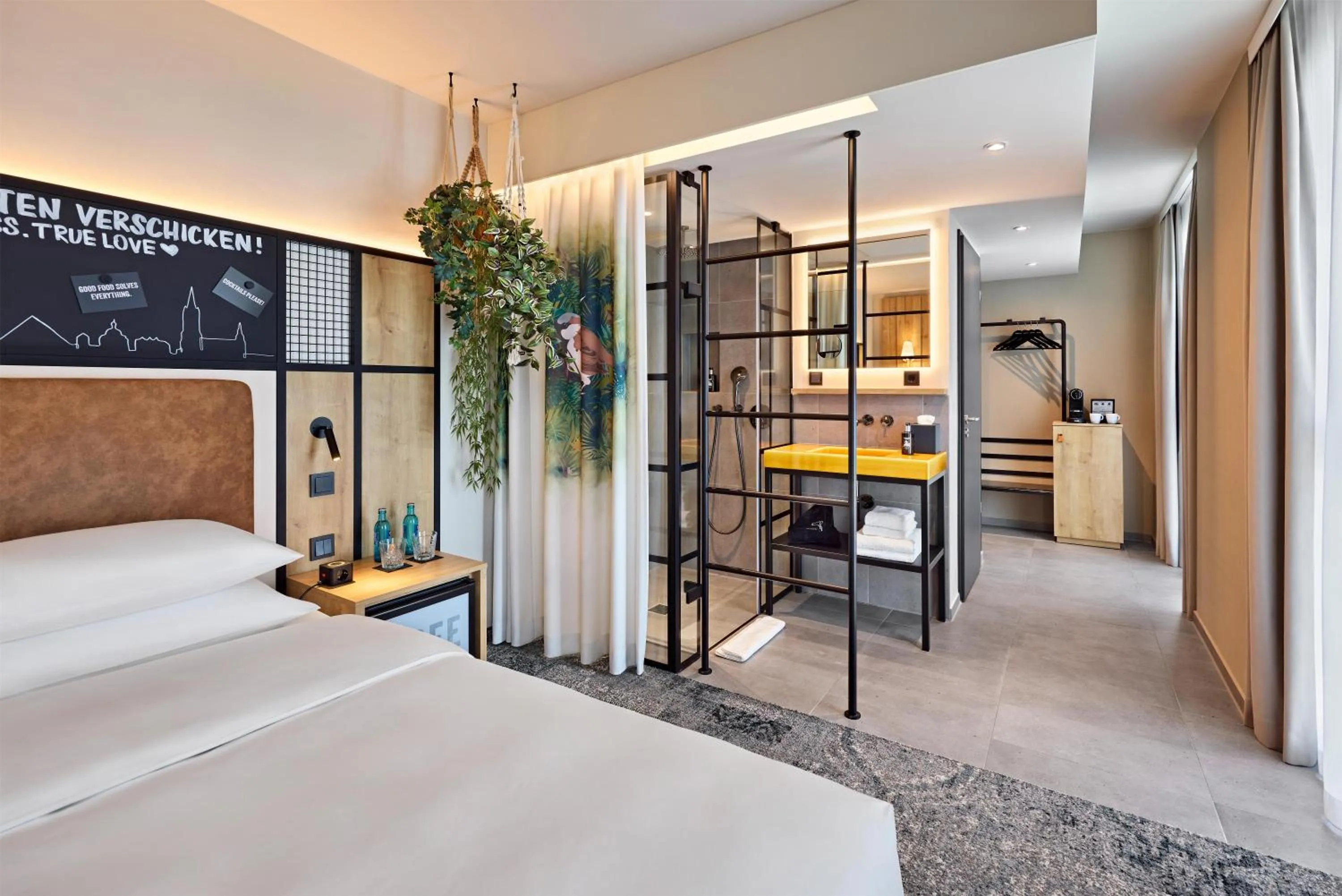 Bedroom, Bed in Me and All Hotel Ulm, by Hyatt