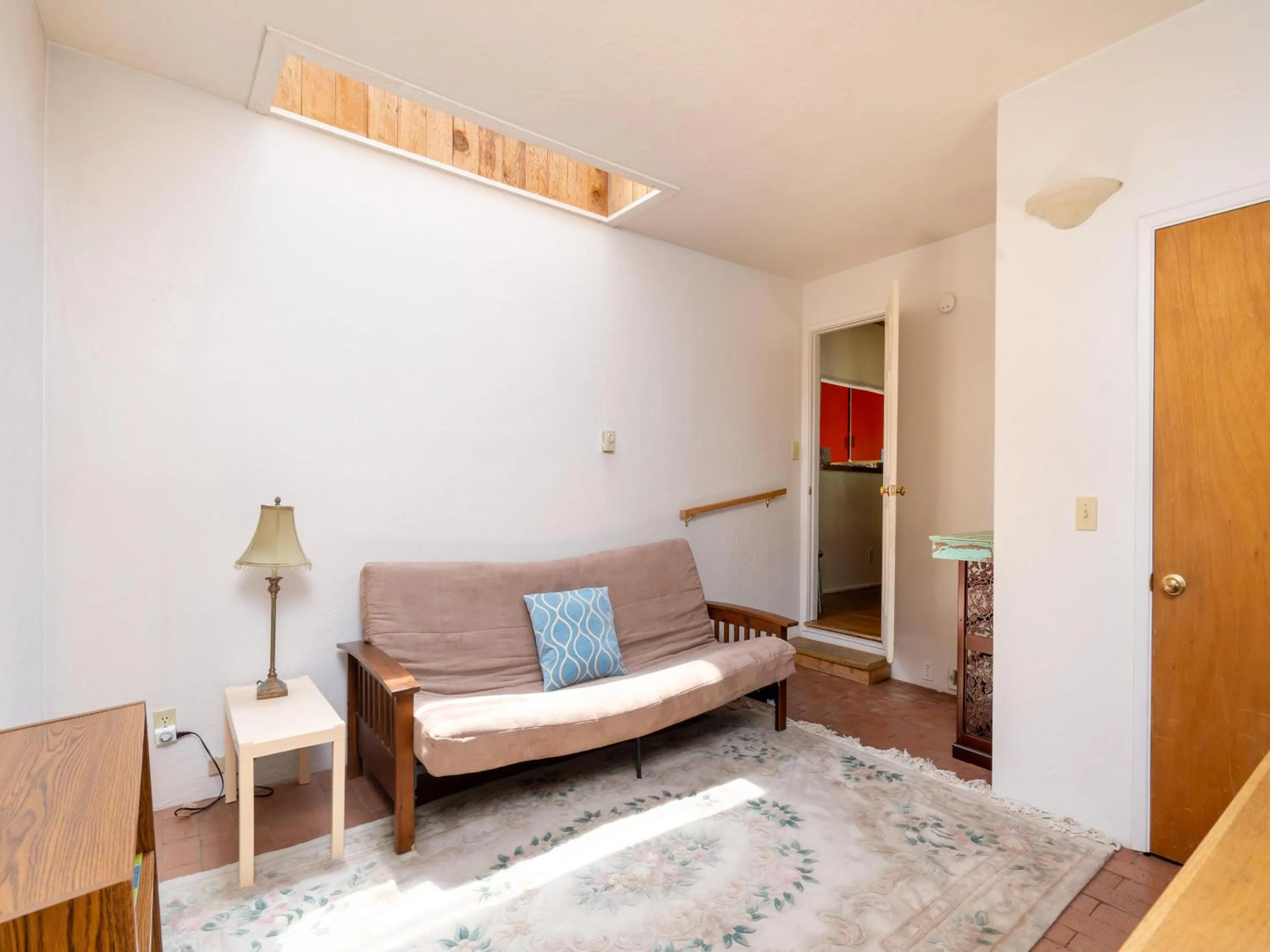 Property building, Bed in Kiva Cottage