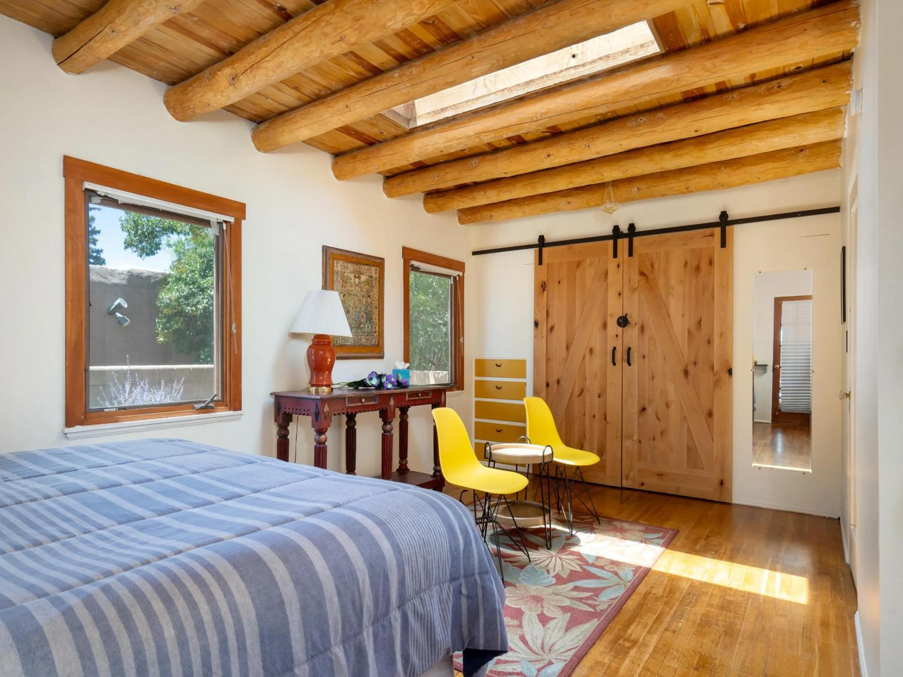 Property building, Bed in Kiva Cottage