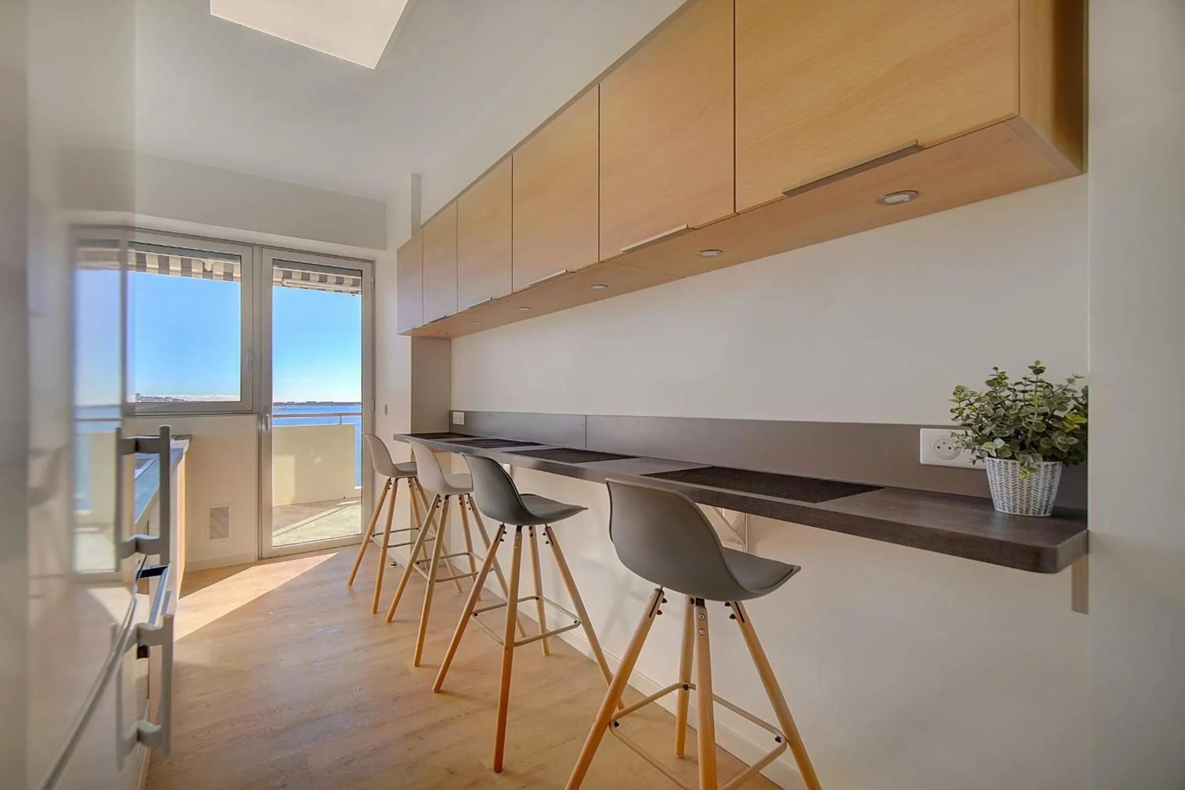 Kitchen or kitchenette in IMMOGROOM- Incredible View -4- Big Terrace - AC - Parking