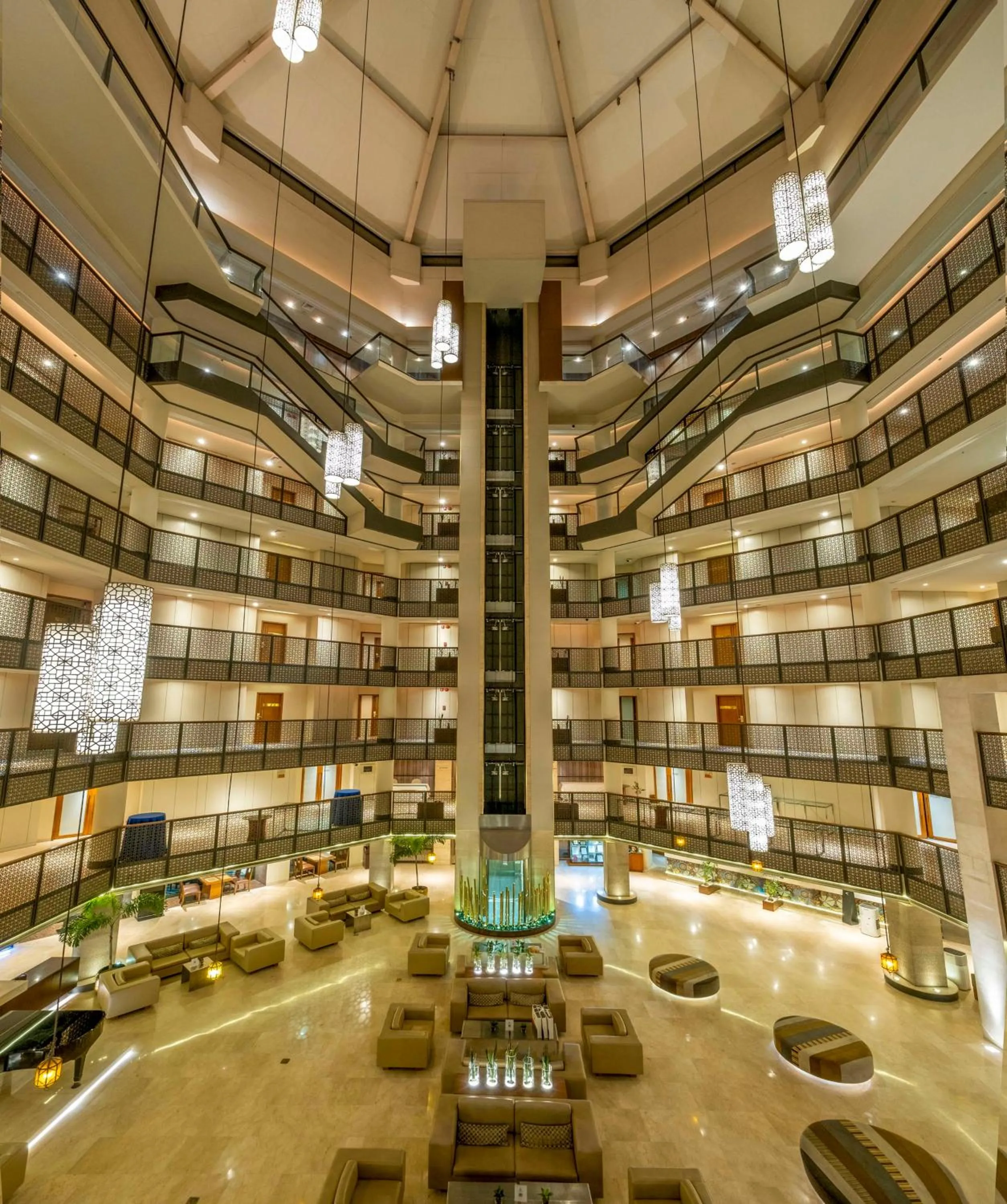 Lobby or reception in Radisson Blu Dhaka Water Garden