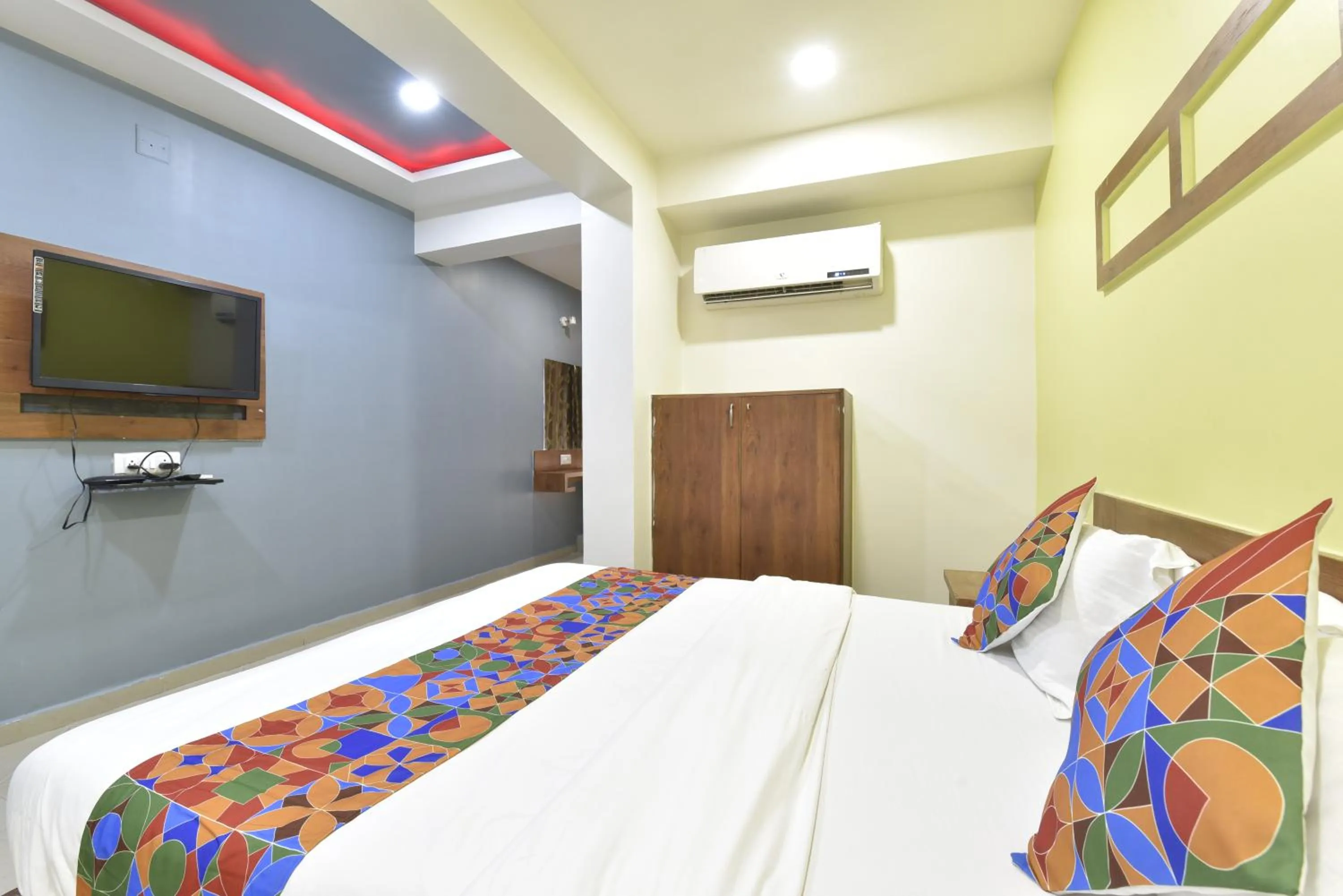 Bed in HOTEL GOLD LEAF