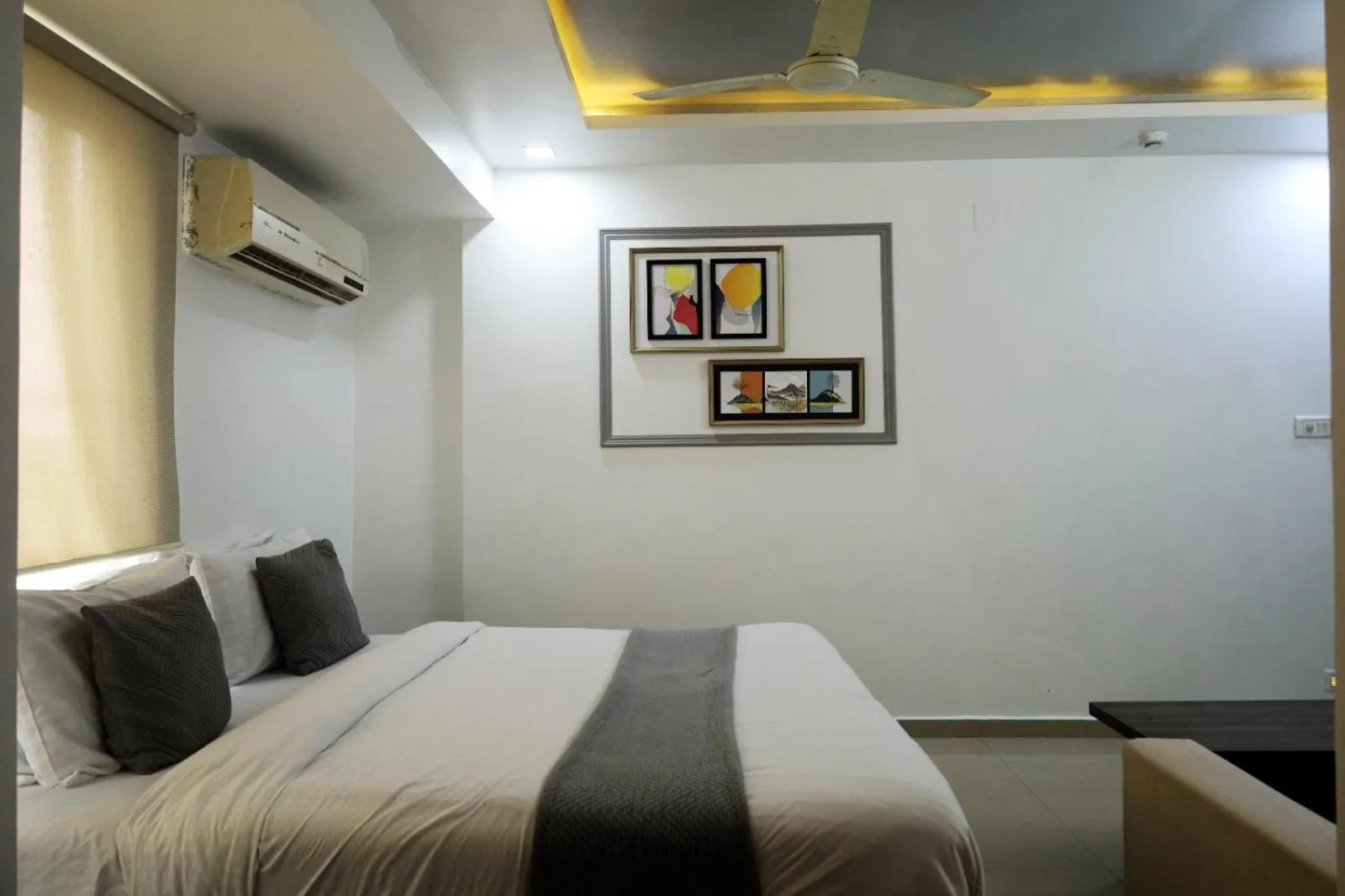 Bed in HOTEL GOLD LEAF