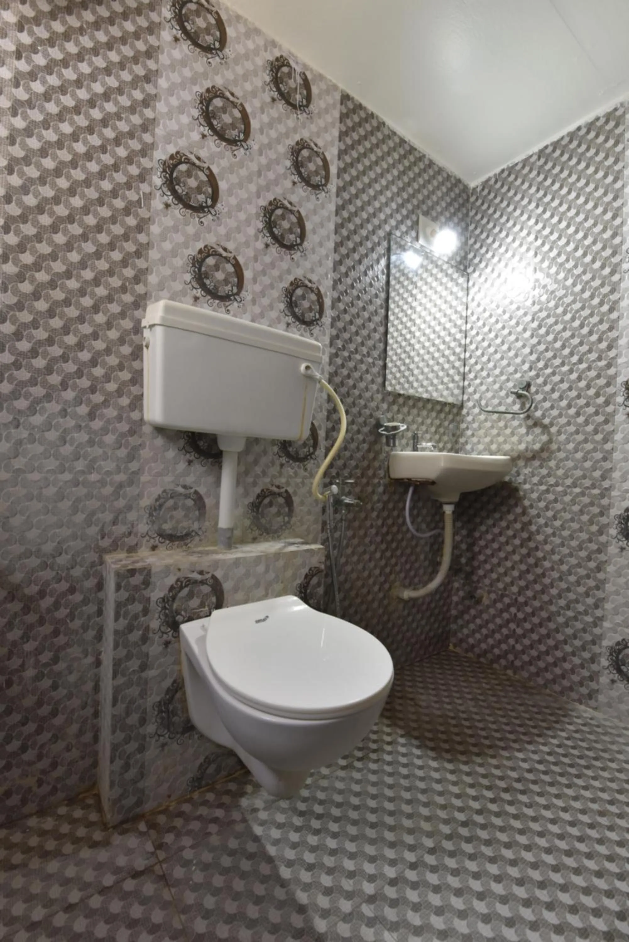 Bathroom in HOTEL GOLD LEAF