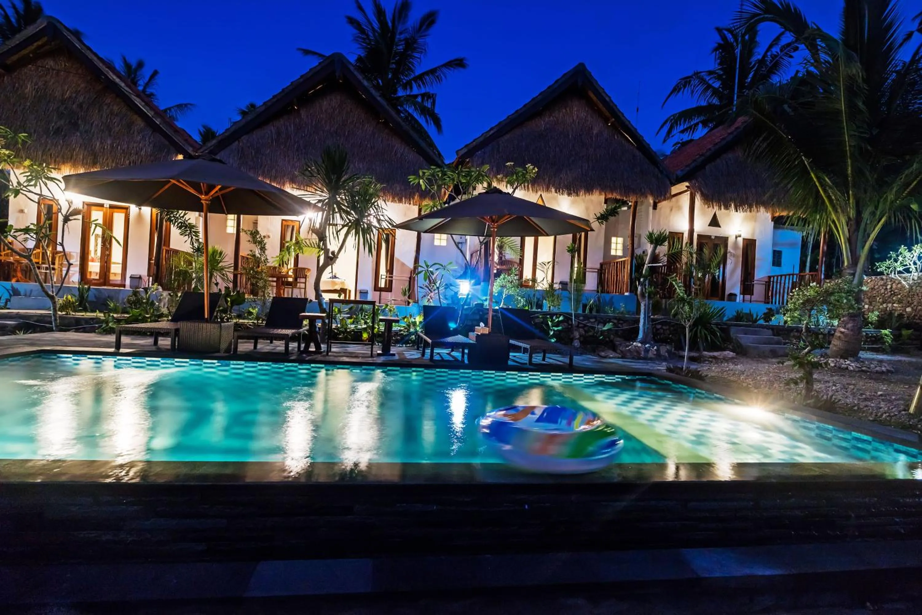 Swimming pool in Alam Selumbung Garden