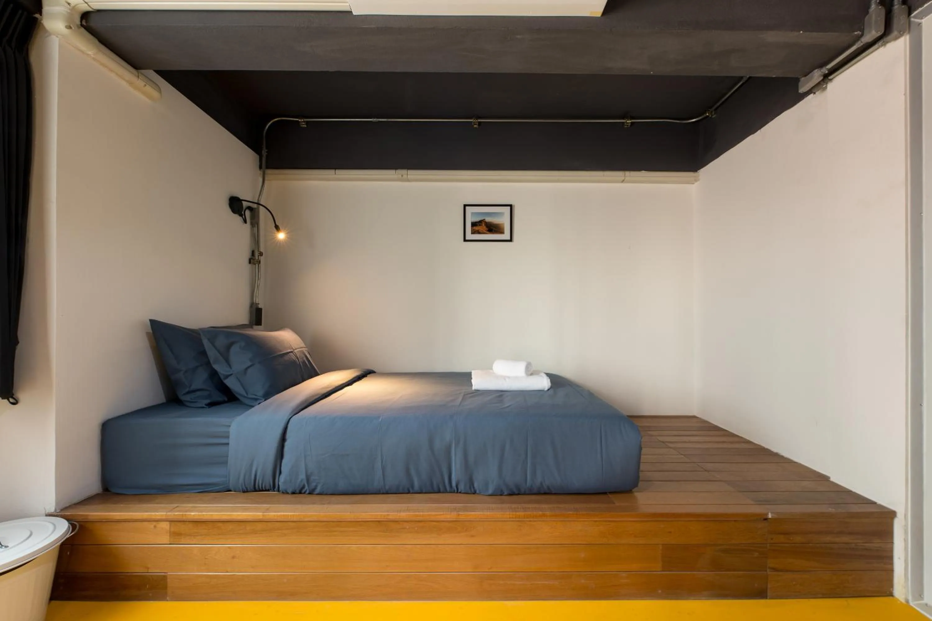 Photo of the whole room, Bed in Ed Hostel