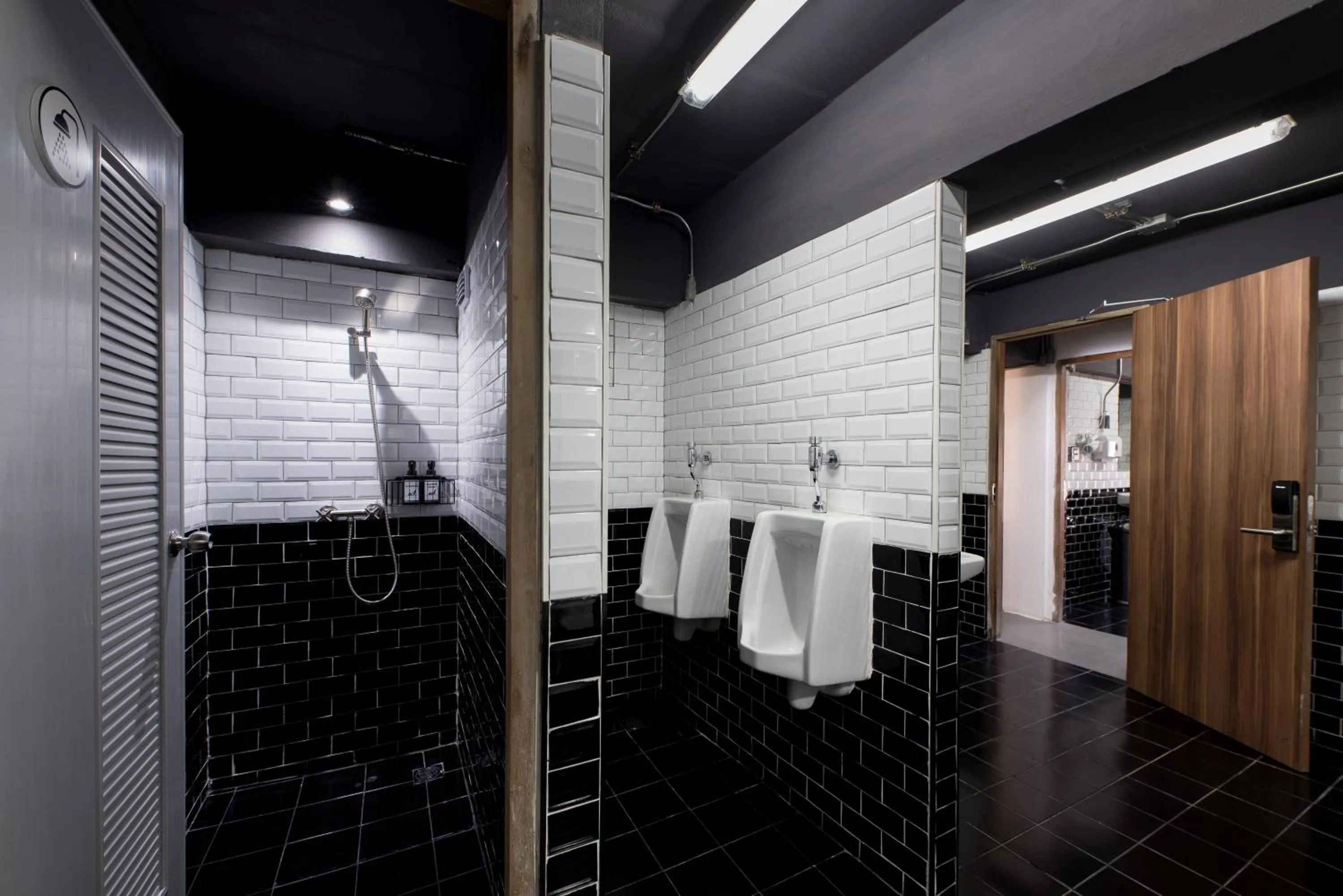 Bathroom in Ed Hostel