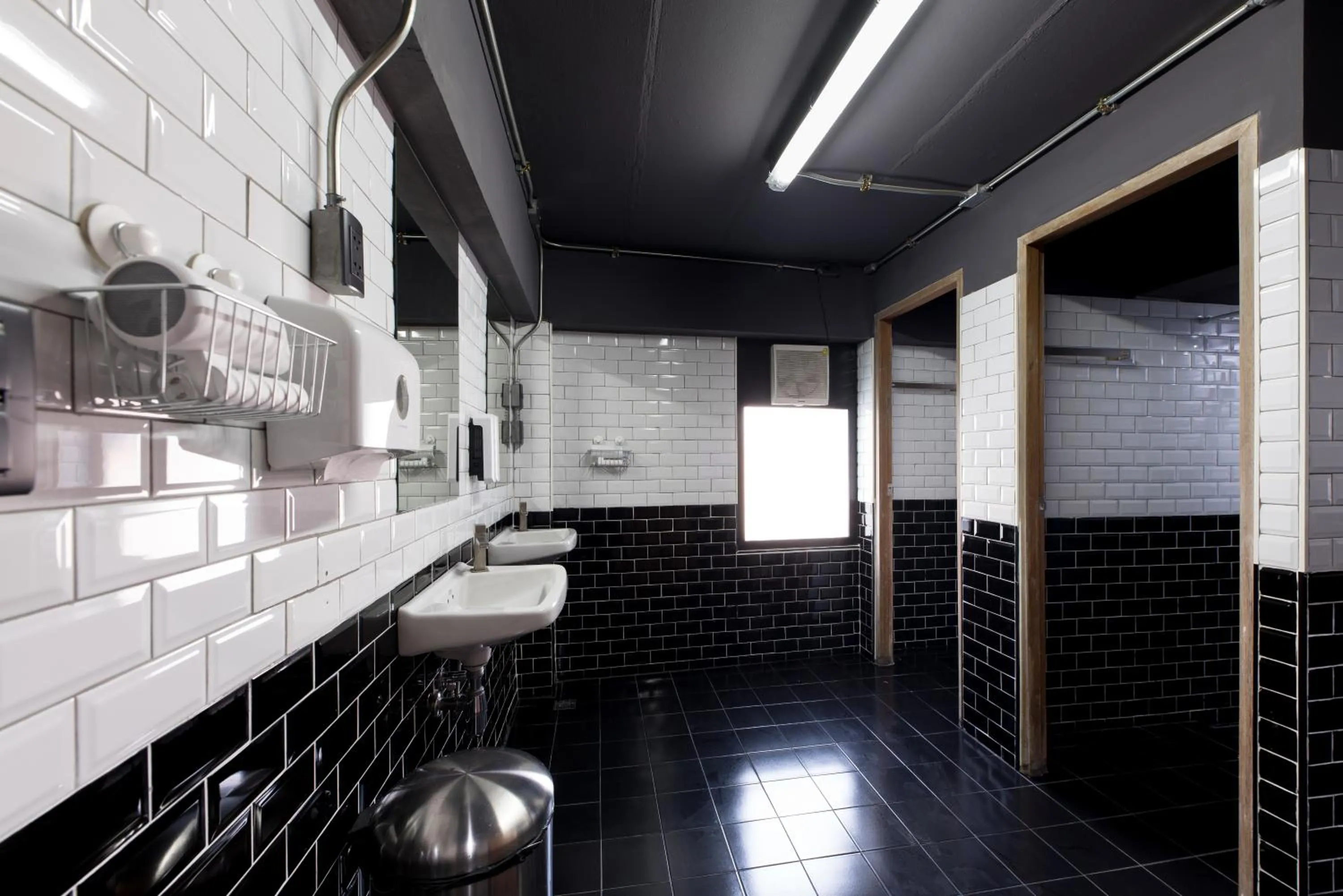 Bathroom in Ed Hostel