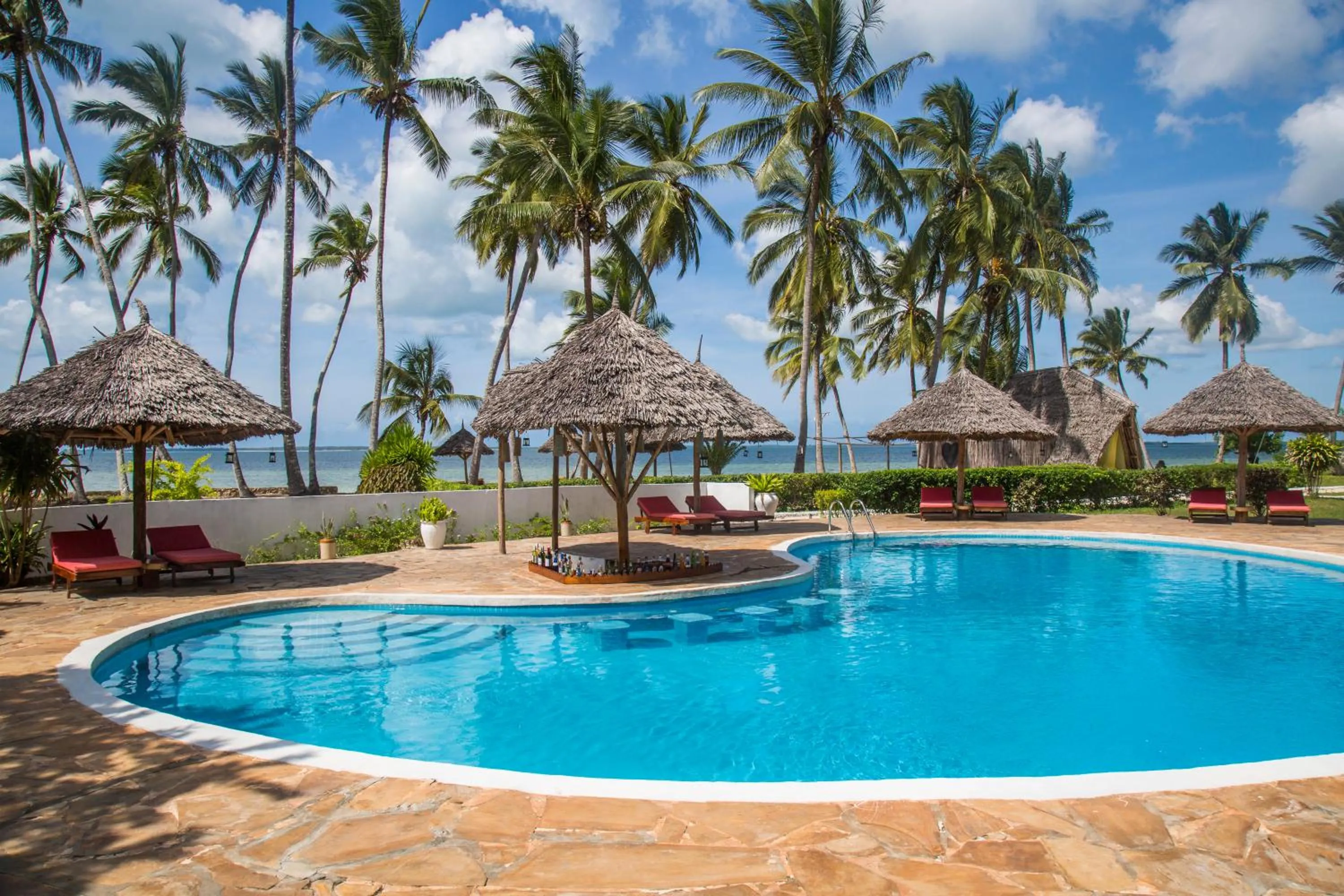 Swimming pool in Antonio Beach Tree House Hotel & Spa