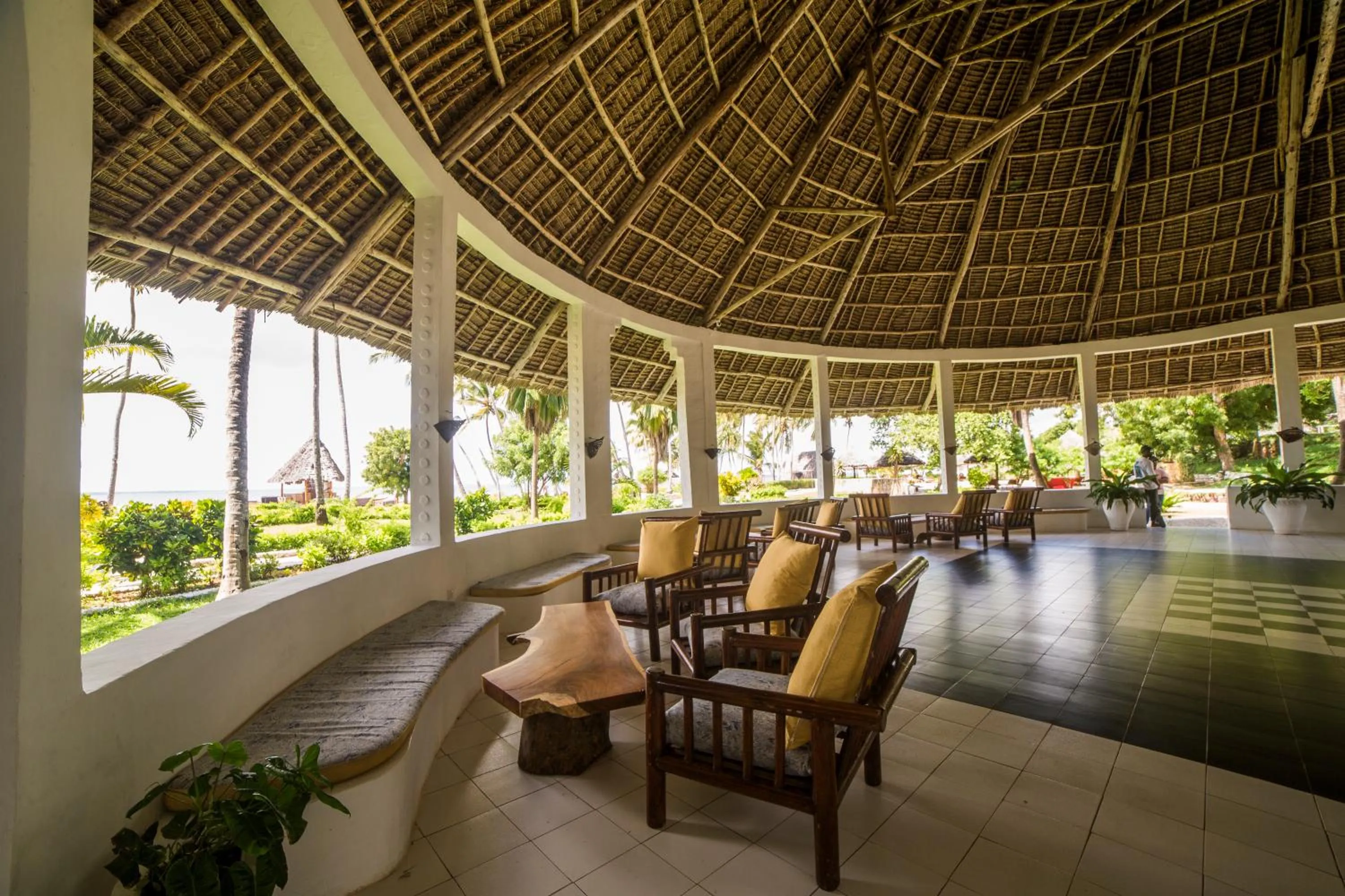 Restaurant/places to eat in Antonio Beach Tree House Hotel & Spa