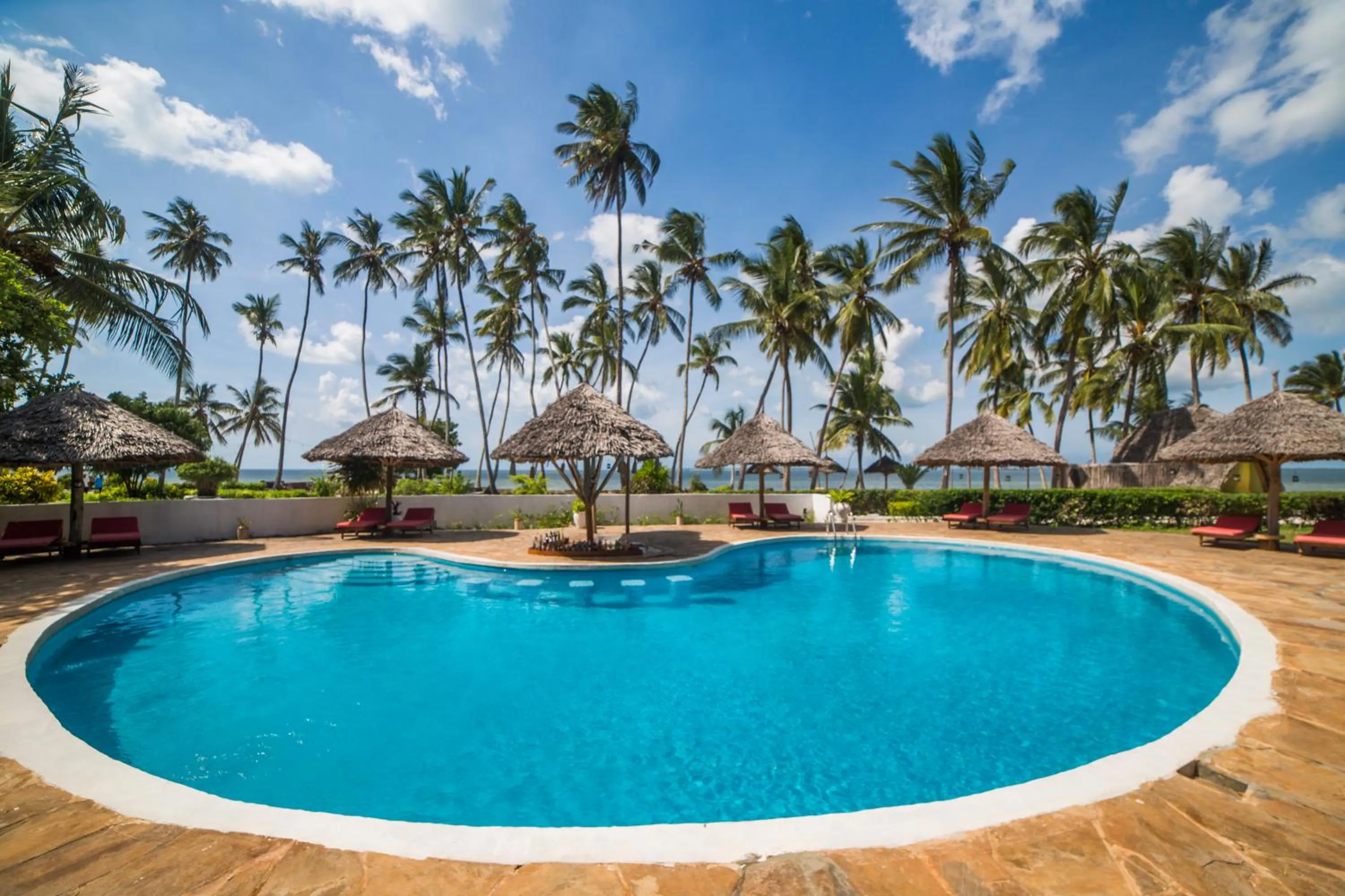 Swimming pool in Antonio Beach Tree House Hotel & Spa