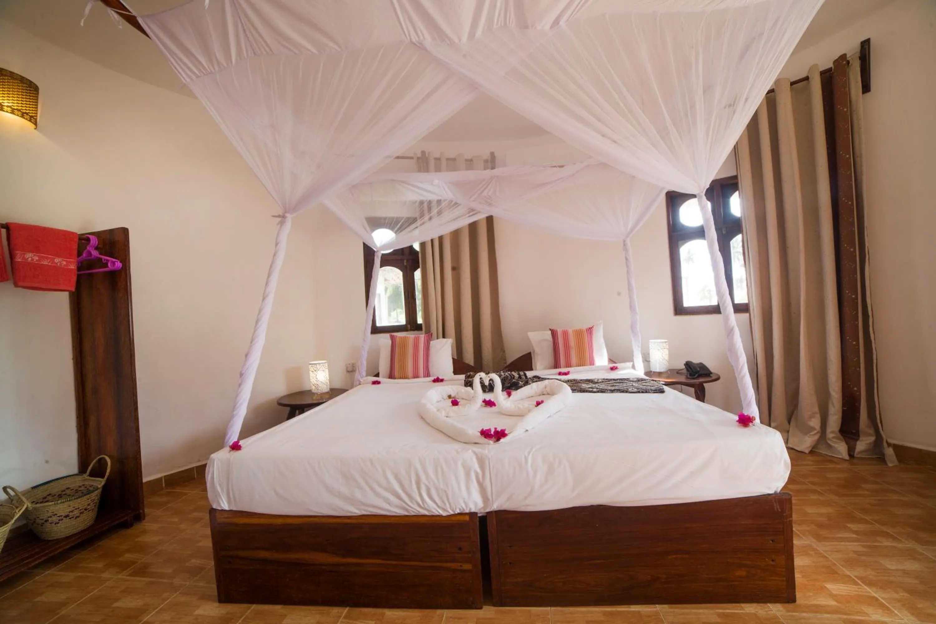 Photo of the whole room, Bed in Antonio Beach Tree House Hotel & Spa
