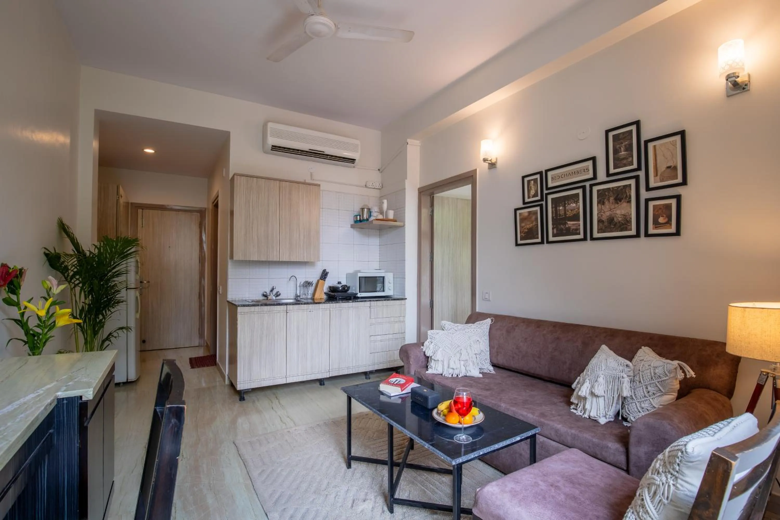 Living room in BedChambers Serviced Apartments, Sector 40