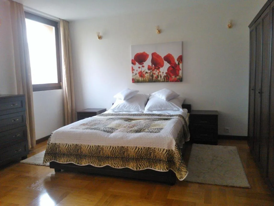 Bed in Apartment Nowiniarska near the Old Town