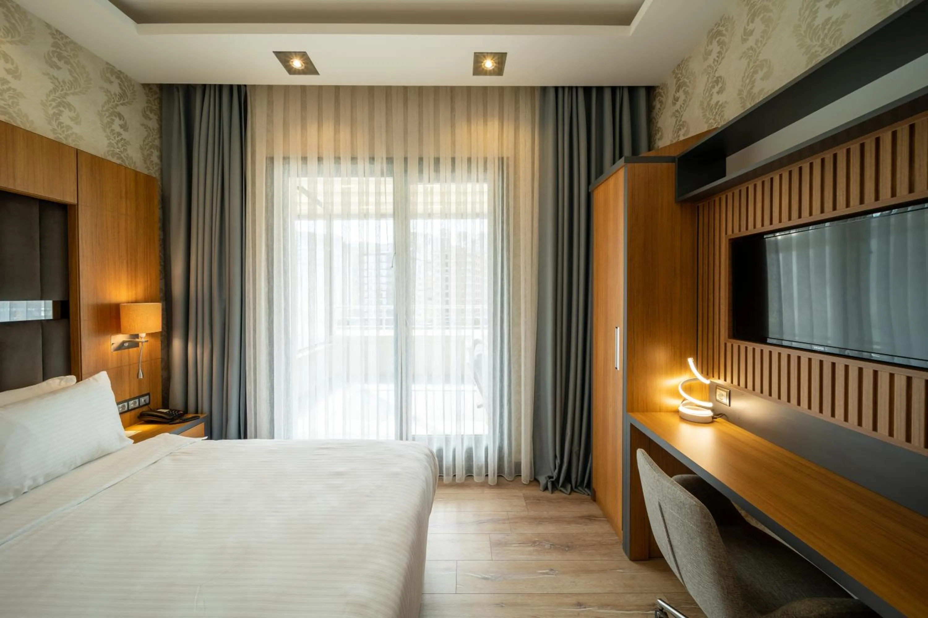 Bedroom, Bed in Holiday Inn - Trabzon-East by IHG