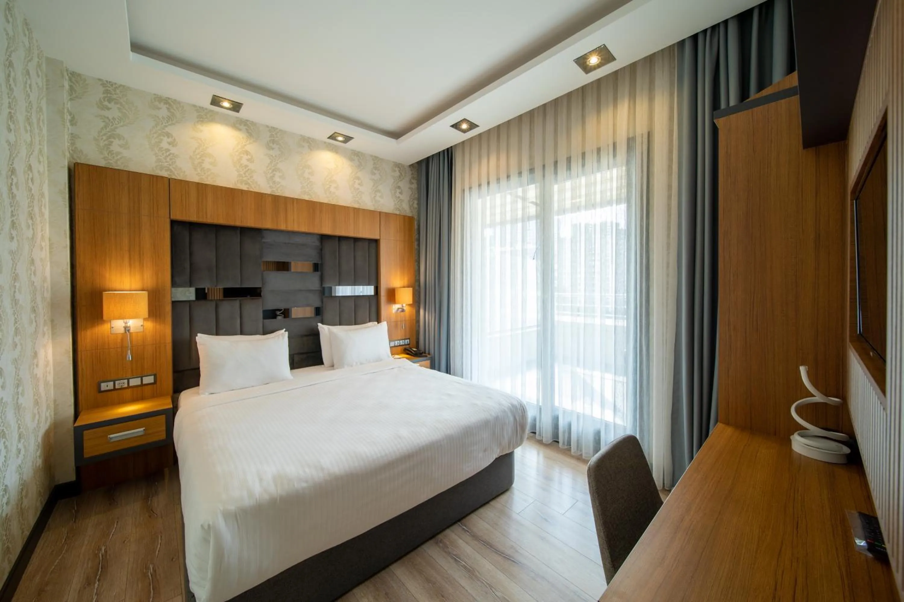 TV and multimedia, Bed in Holiday Inn - Trabzon-East by IHG