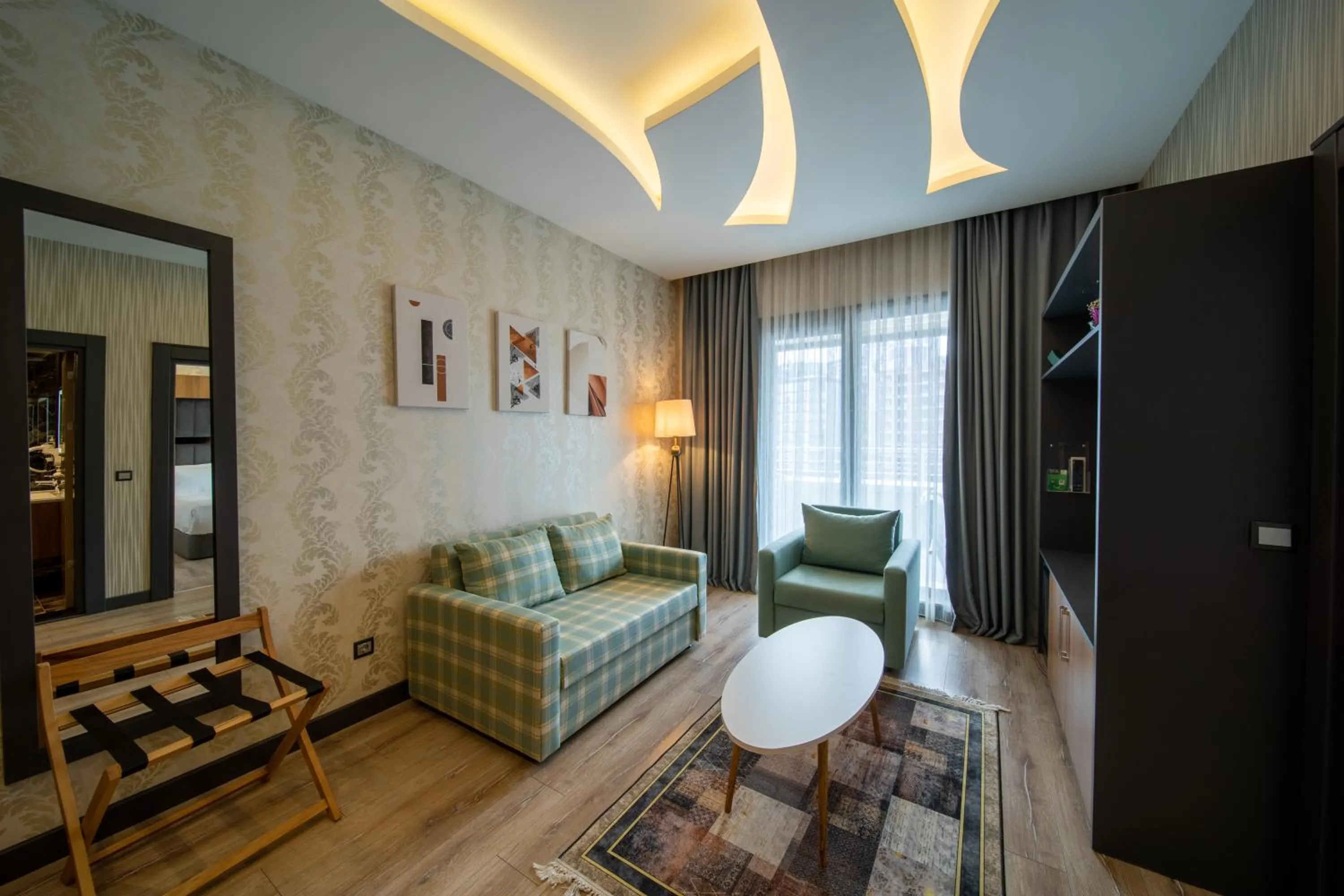 TV and multimedia in Holiday Inn - Trabzon-East by IHG