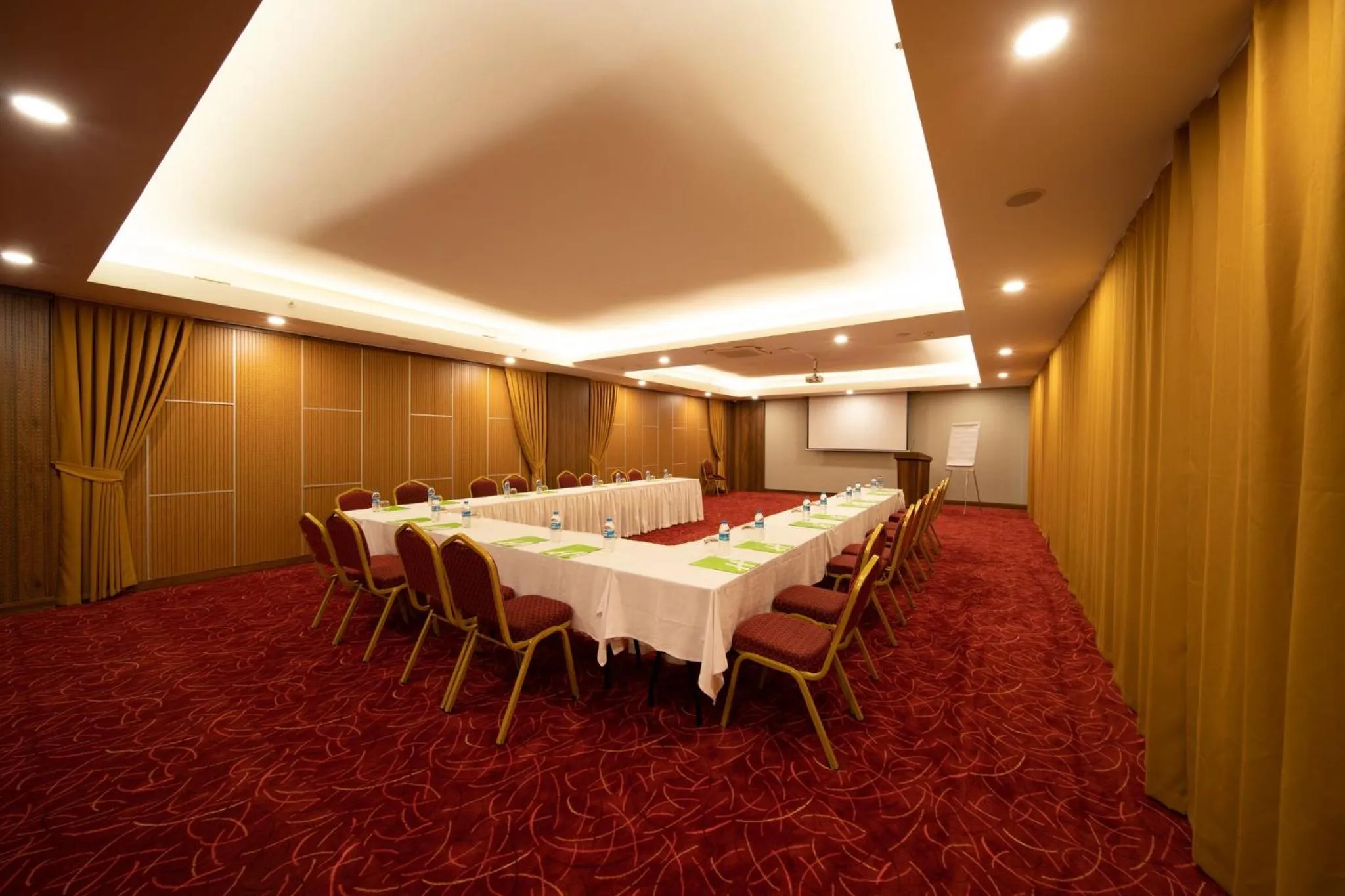 Meeting/conference room in Holiday Inn - Trabzon-East by IHG