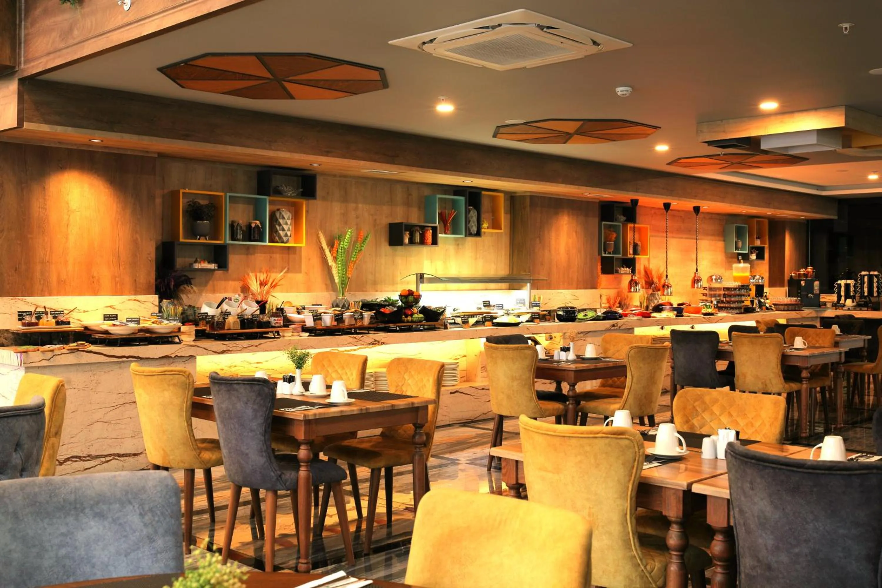 Restaurant/places to eat in Holiday Inn - Trabzon-East by IHG