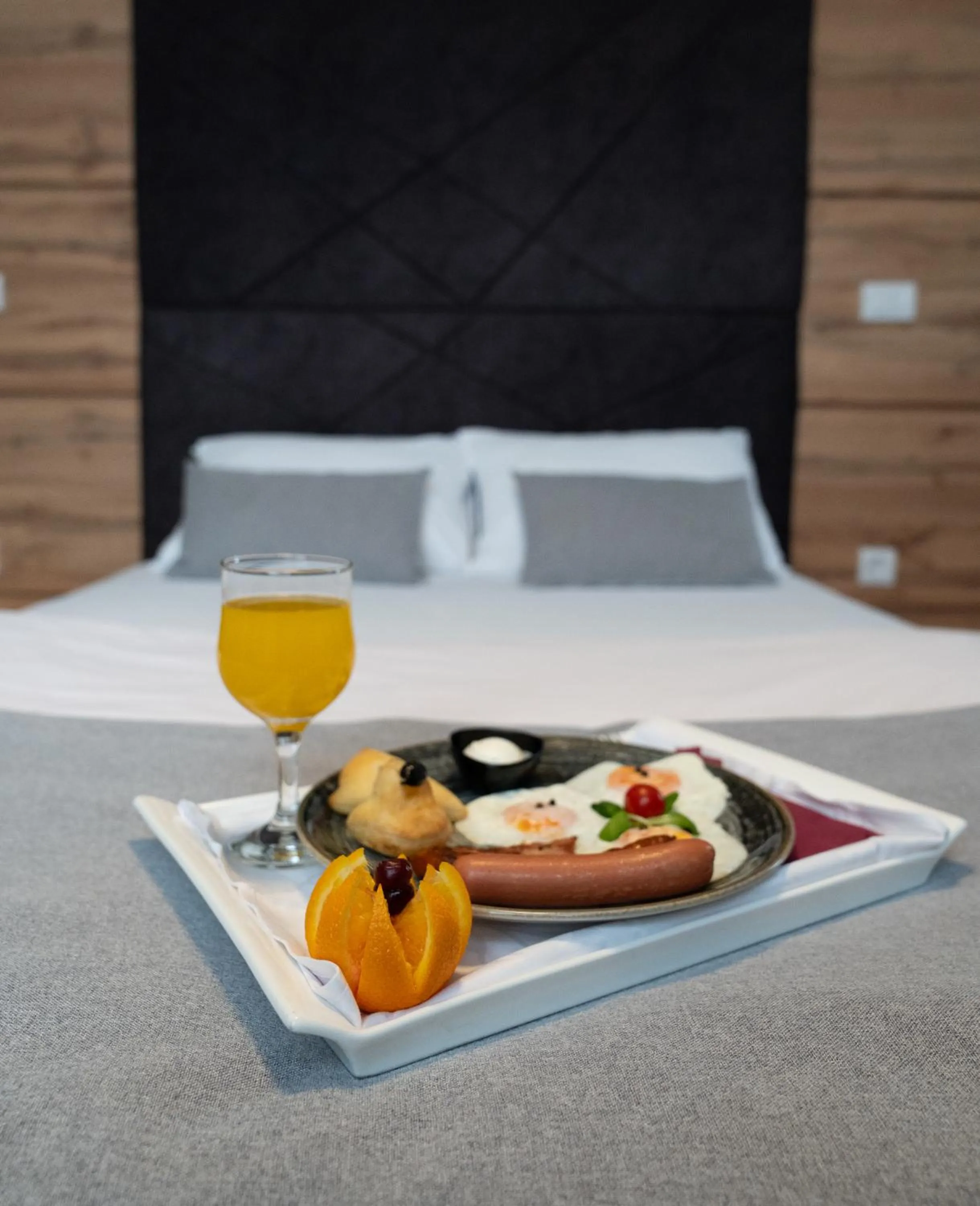 Food and drinks in Hotel Grand