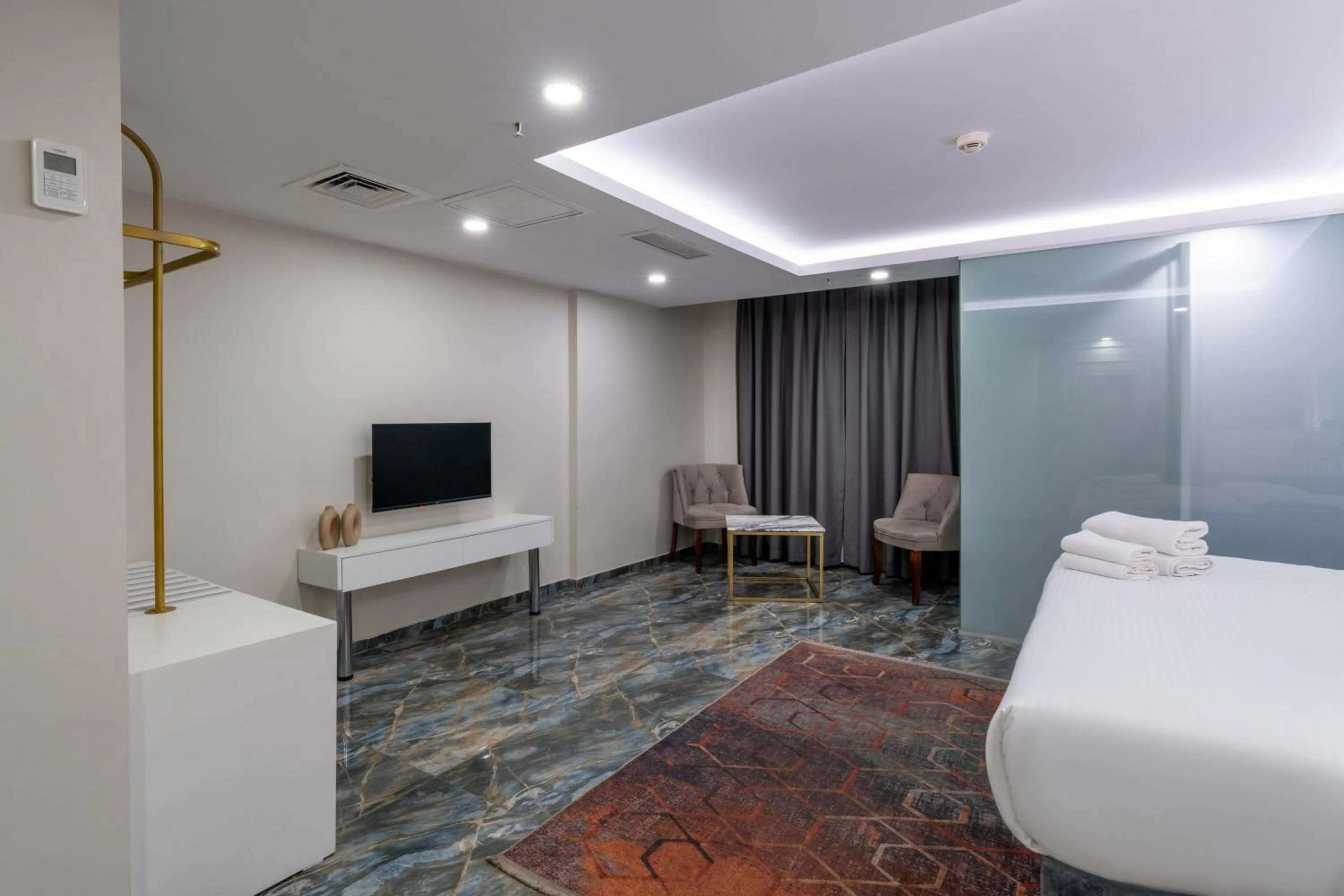 Seating area, Bed in Actuel Life Hotels - Special Class
