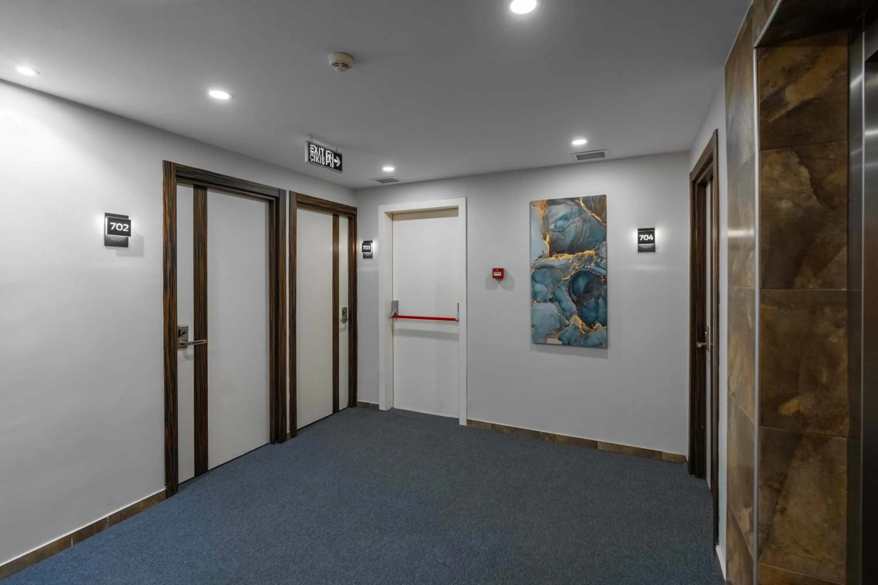 elevator in Actuel Life Hotels - Special Class