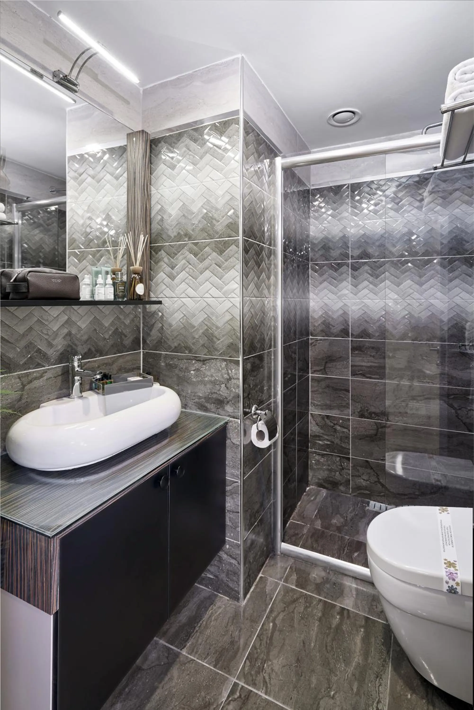 Bathroom in Actuel Life Hotels - Special Class