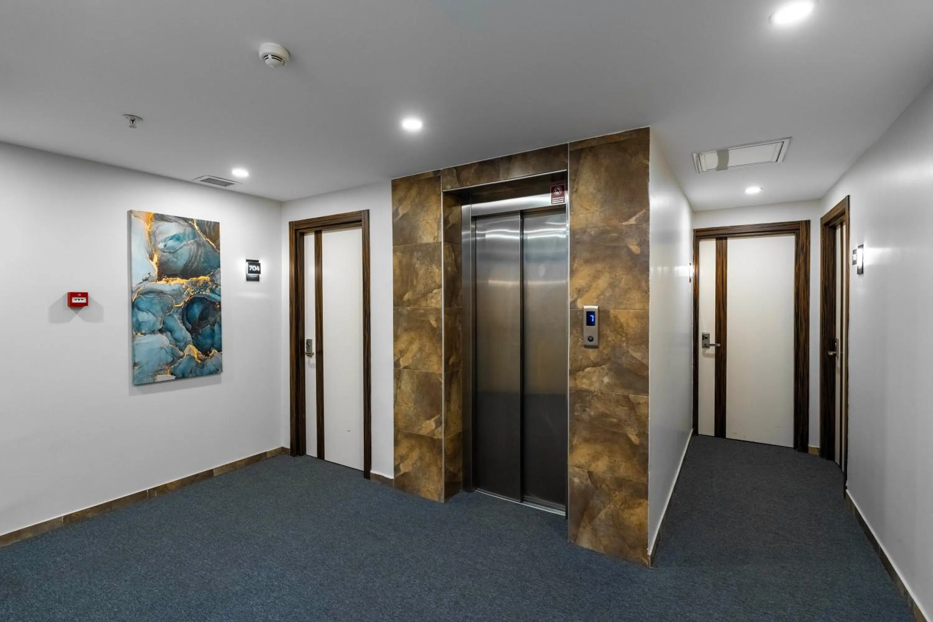 elevator in Actuel Life Hotels - Special Class