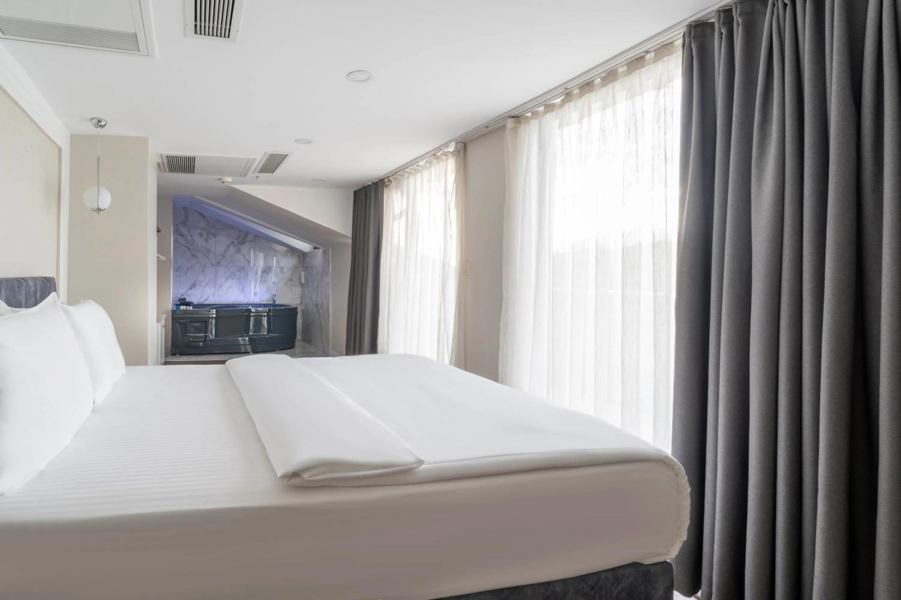 Photo of the whole room, Bed in Actuel Life Hotels - Special Class