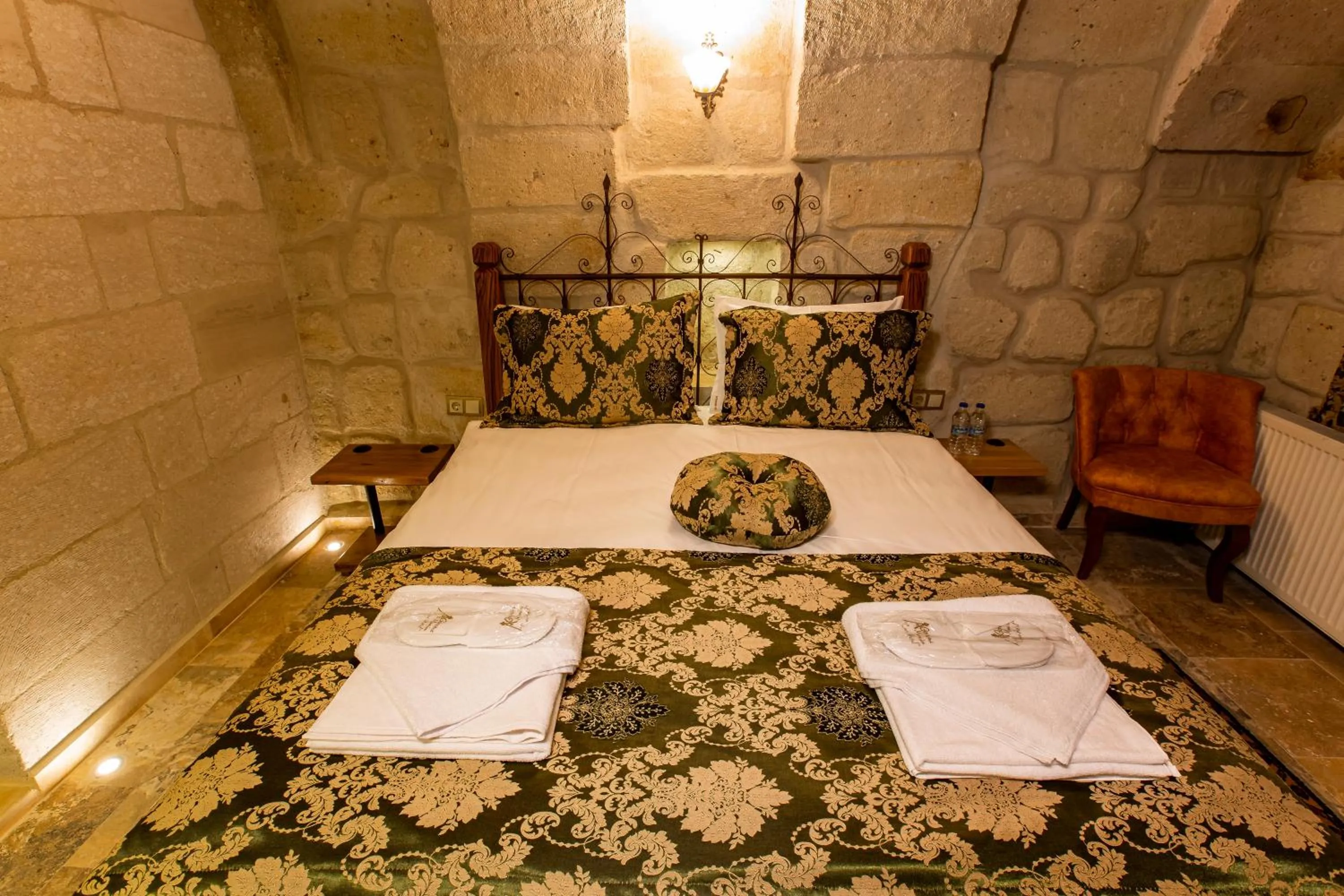 Bed in Goreme Mansion