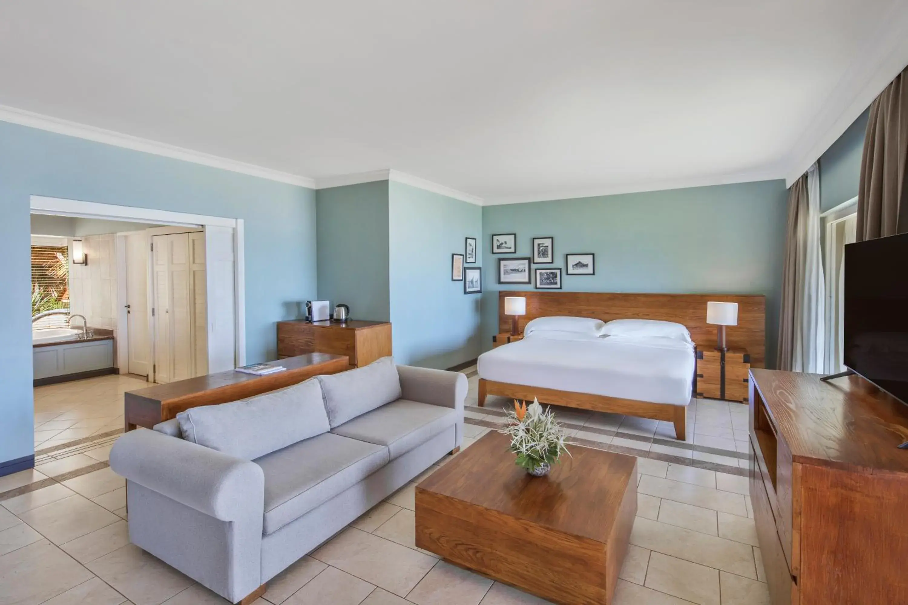 Club Beachfront Junior Suite Ground Floor in Outrigger Mauritius Beach Resort Club Beachfront Junior Suite Ground Floor in Outrigger Mauritius Beach Resort