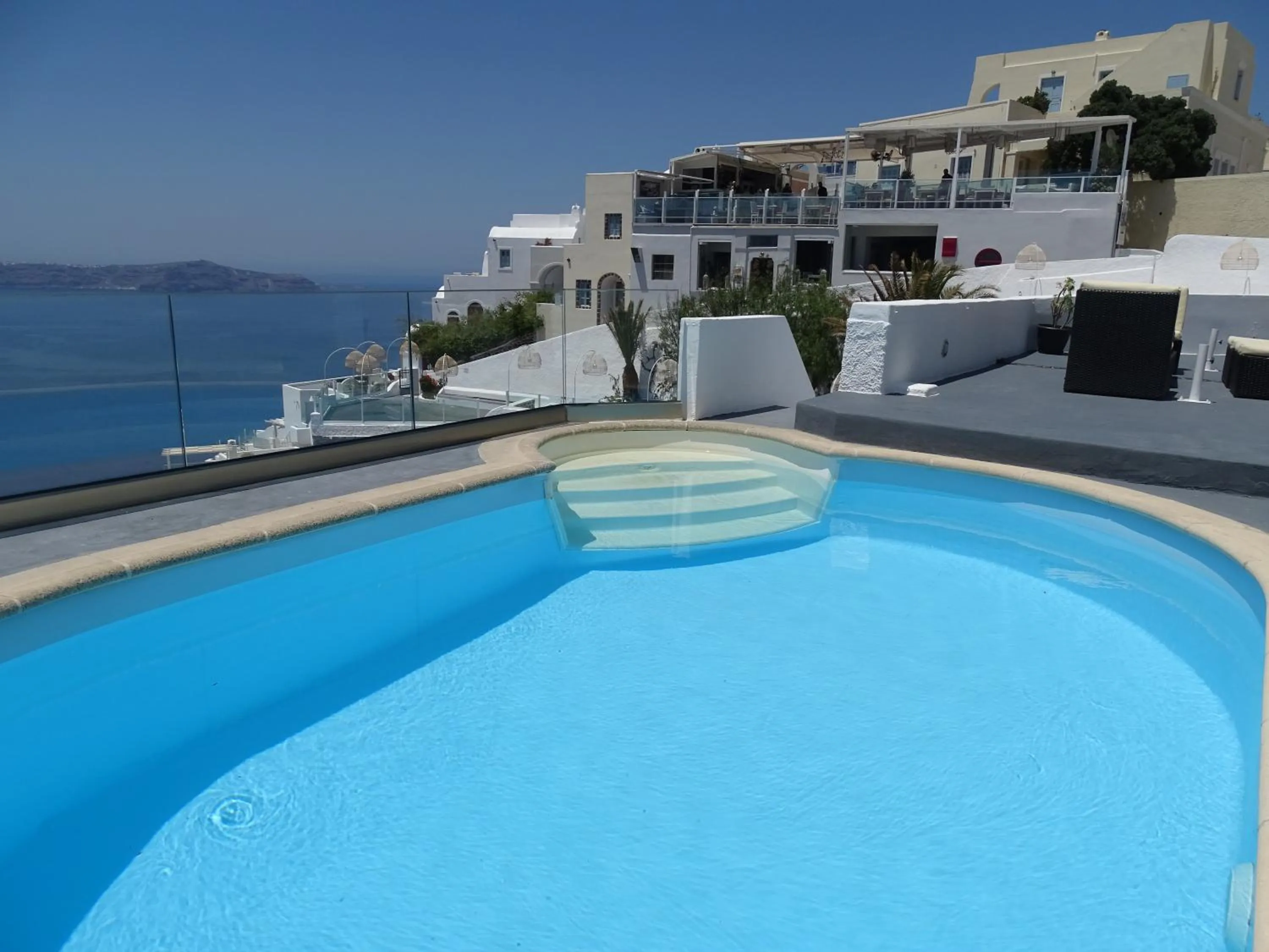 Pool view in NEOKLASSIKO KOUKOULI