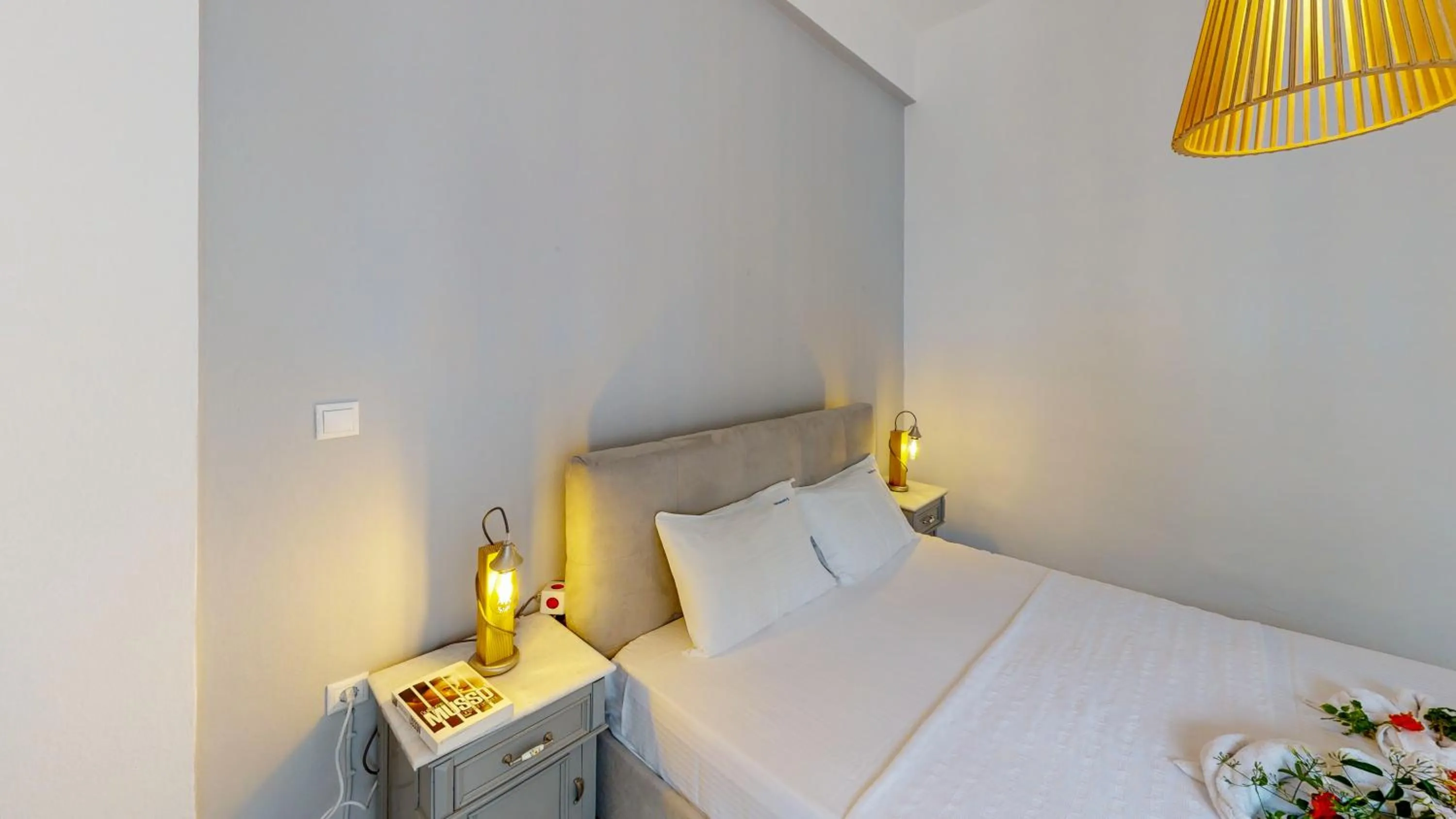 Bedroom in NEOKLASSIKO KOUKOULI