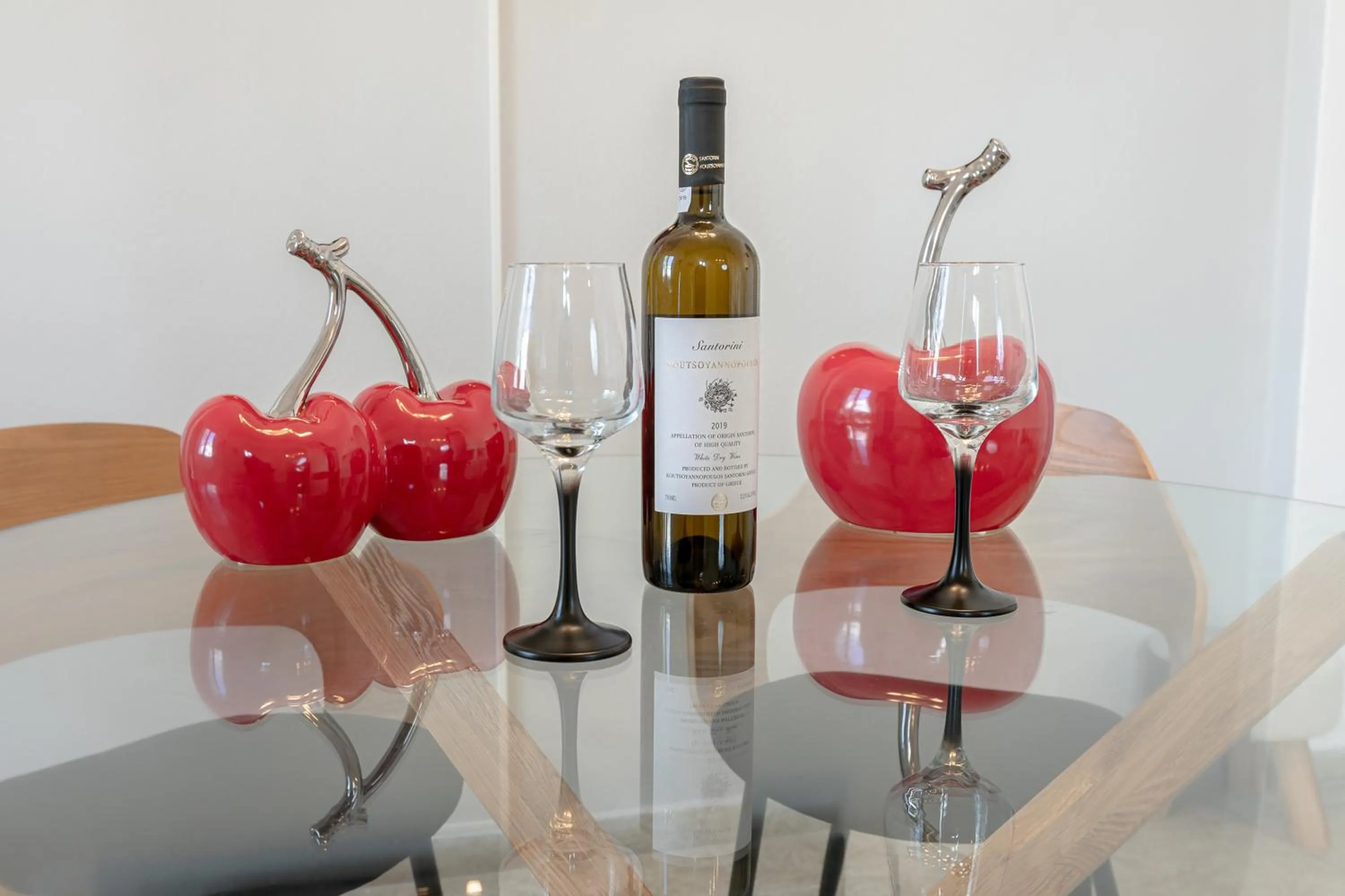 Decorative detail in NEOKLASSIKO KOUKOULI