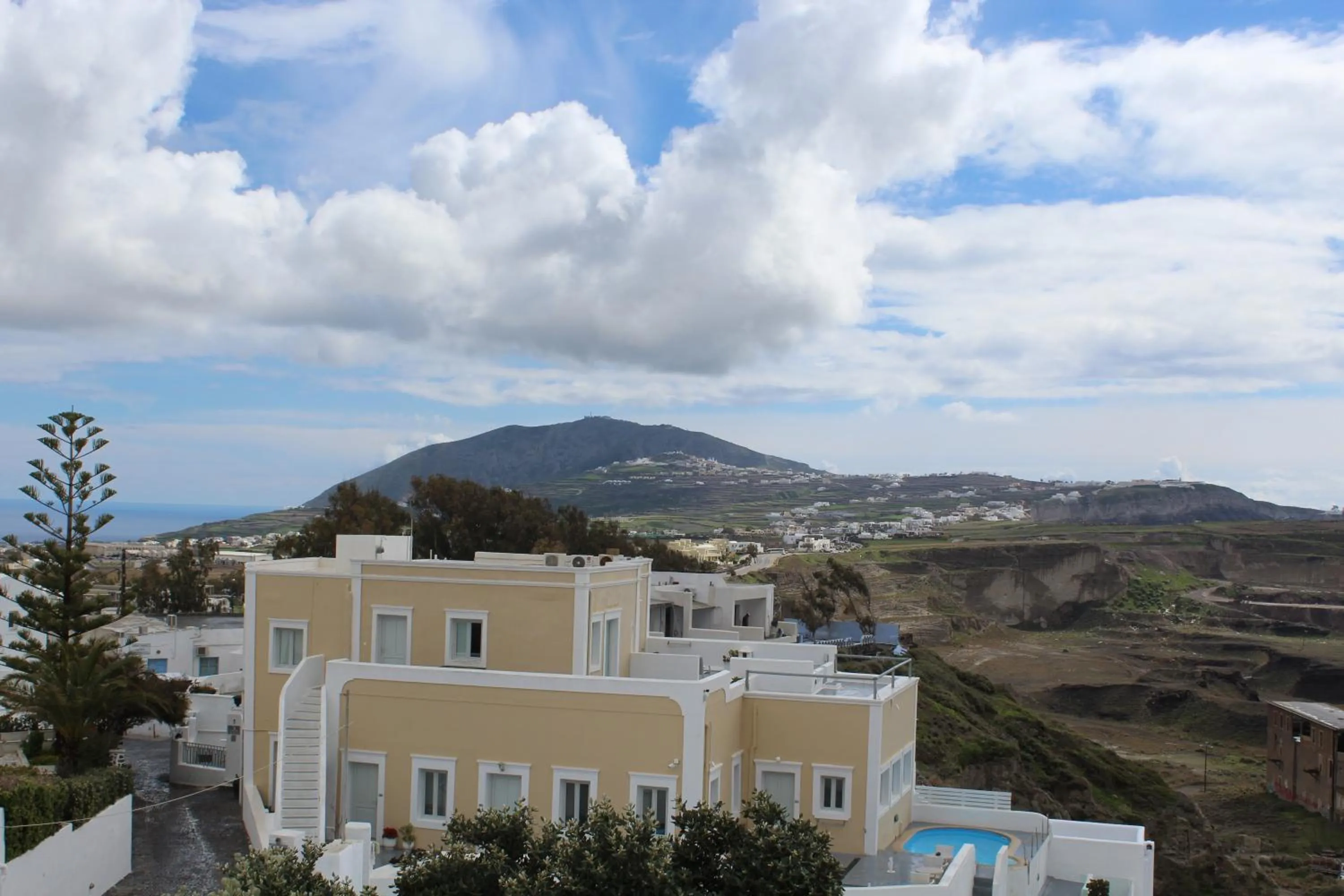 Property building in NEOKLASSIKO KOUKOULI