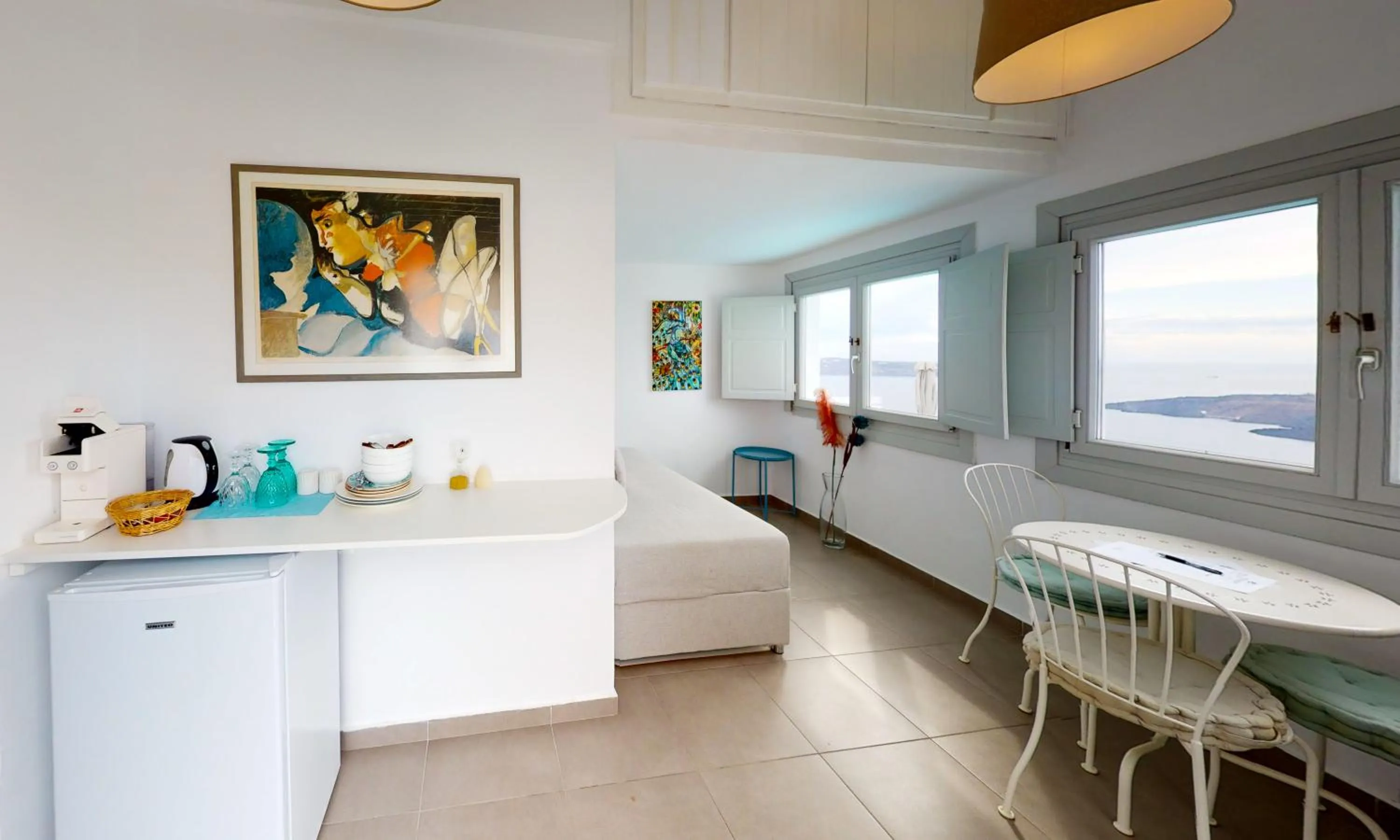 Seating area in NEOKLASSIKO KOUKOULI