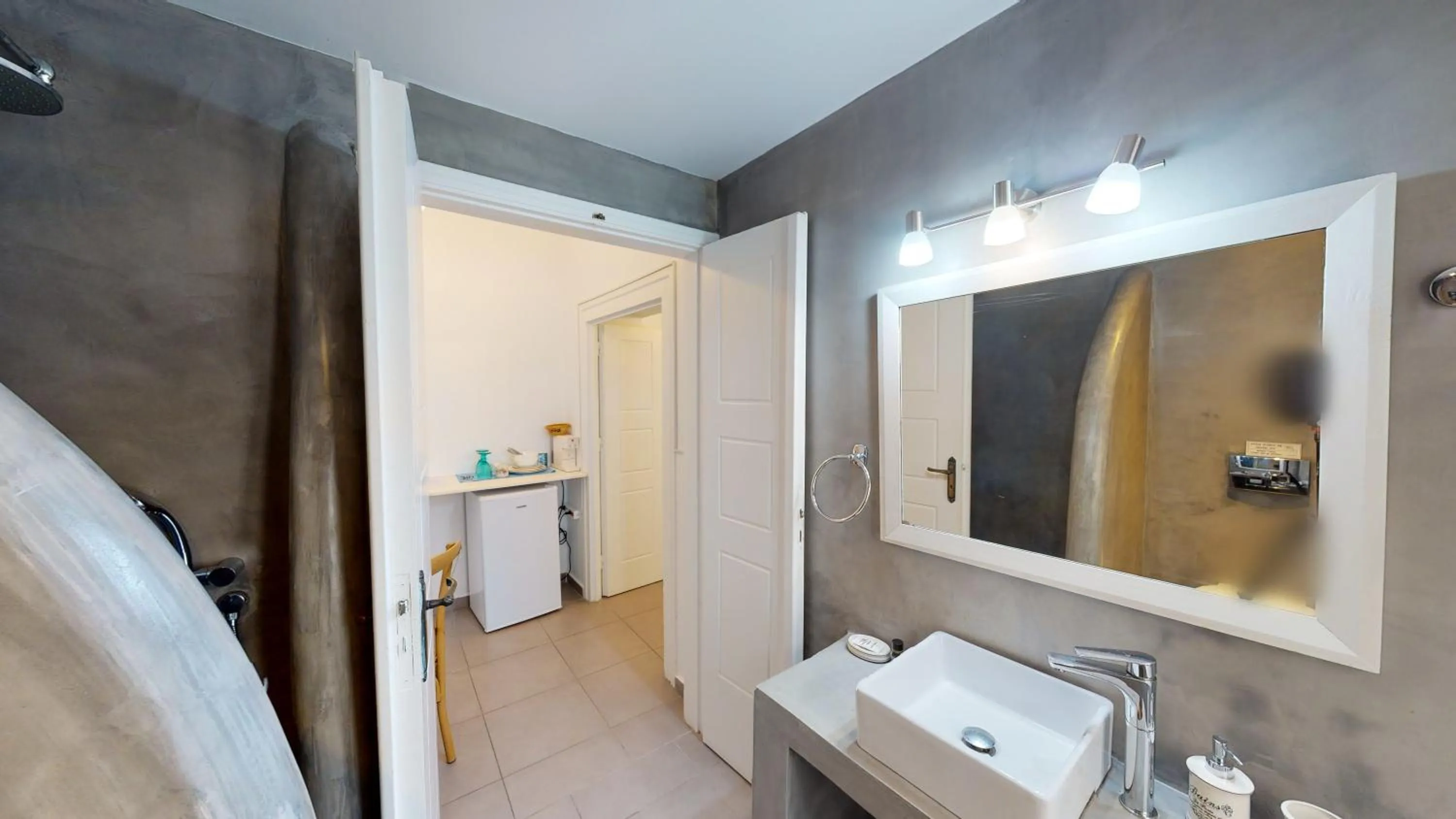 Bathroom in NEOKLASSIKO KOUKOULI