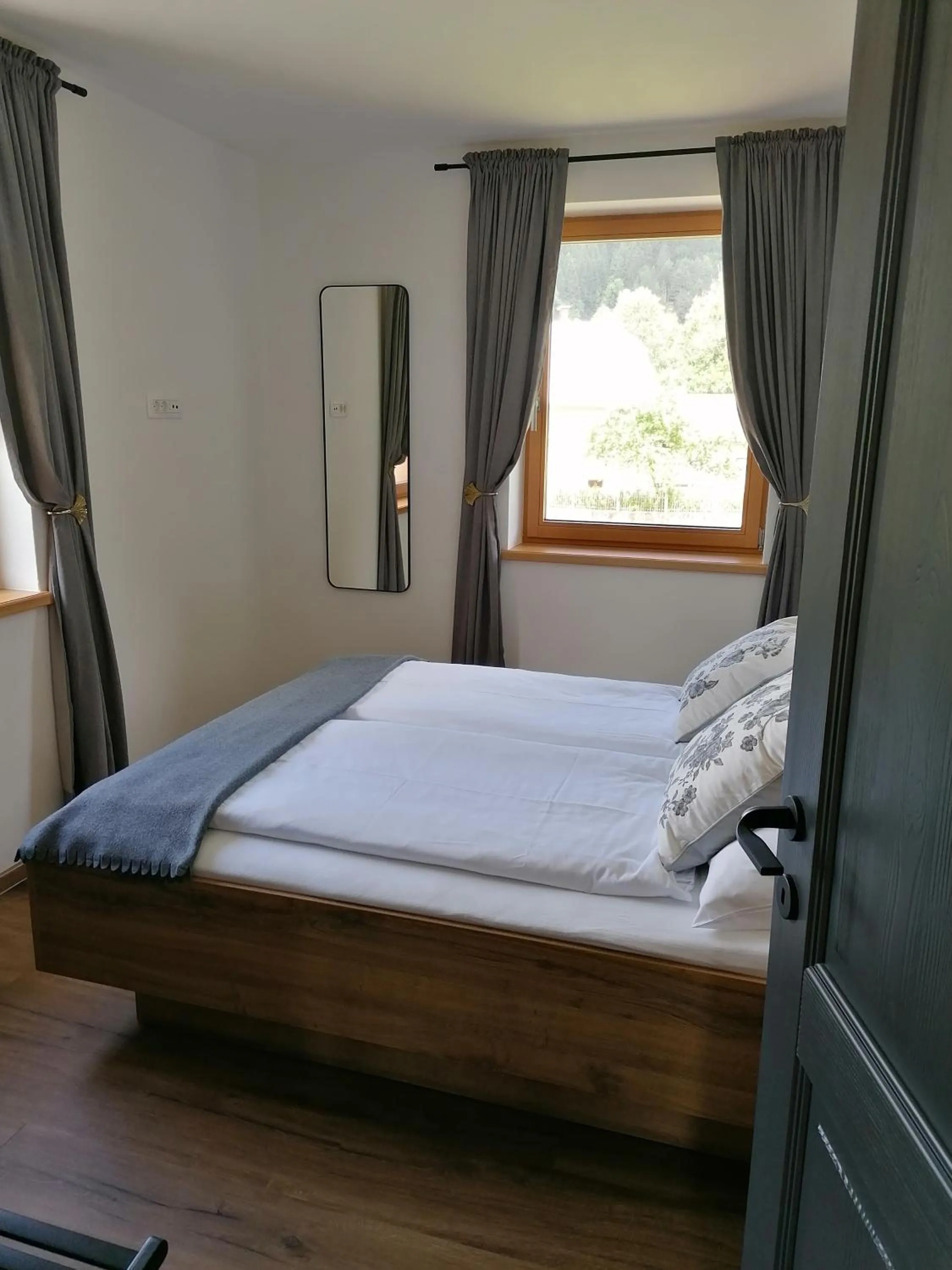 Bed in Apartments Gorski raj