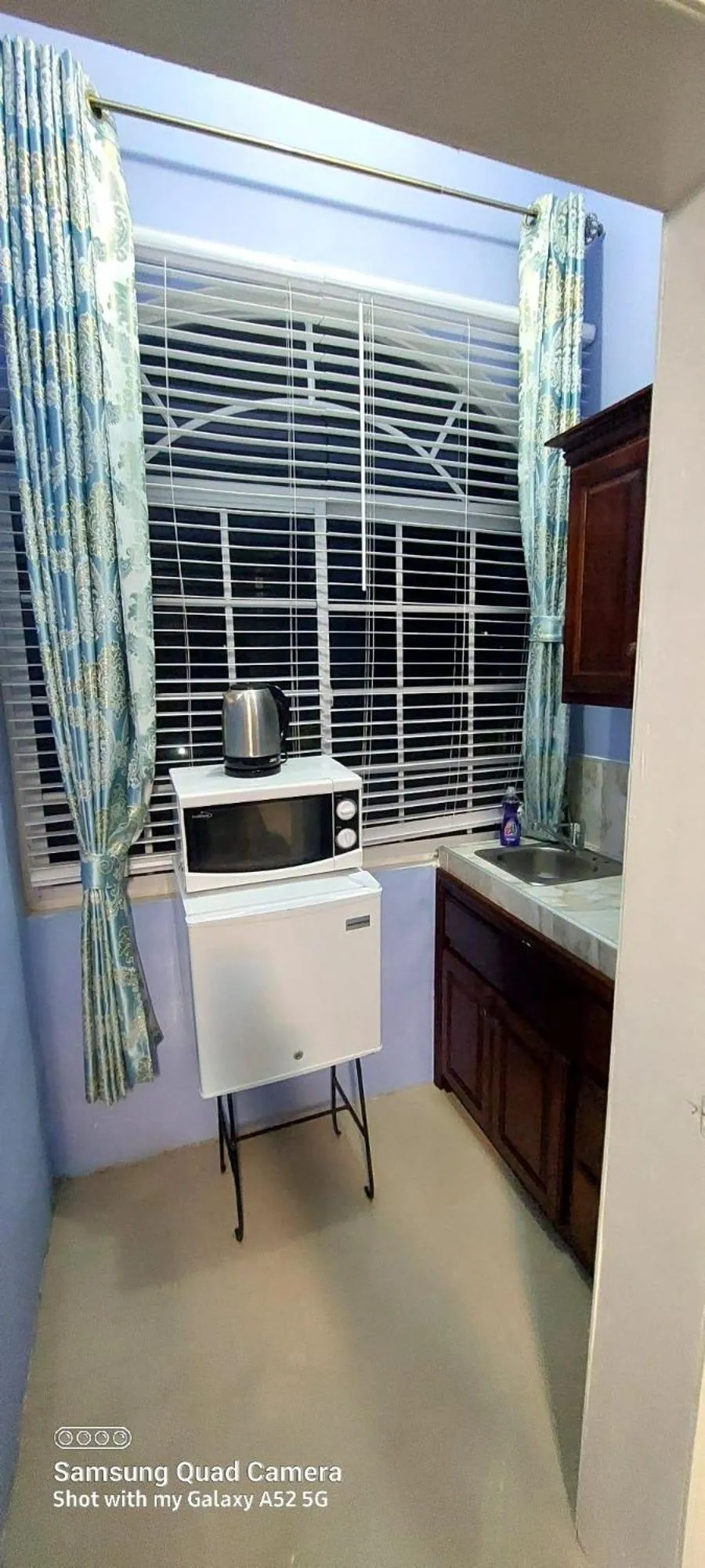 Dela de-Rose Guest House Negril Jamaica