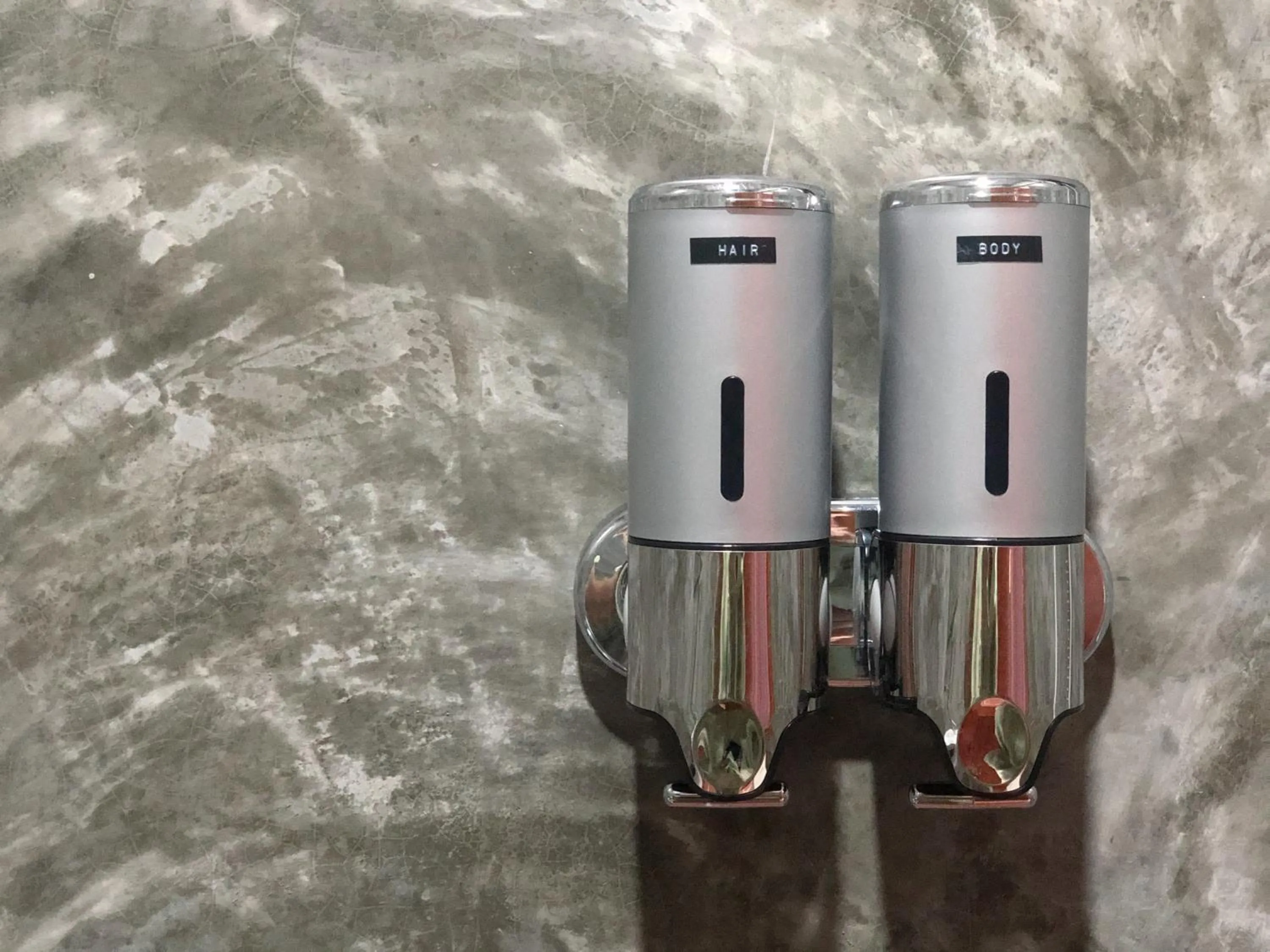 Bathroom in Pailin Place