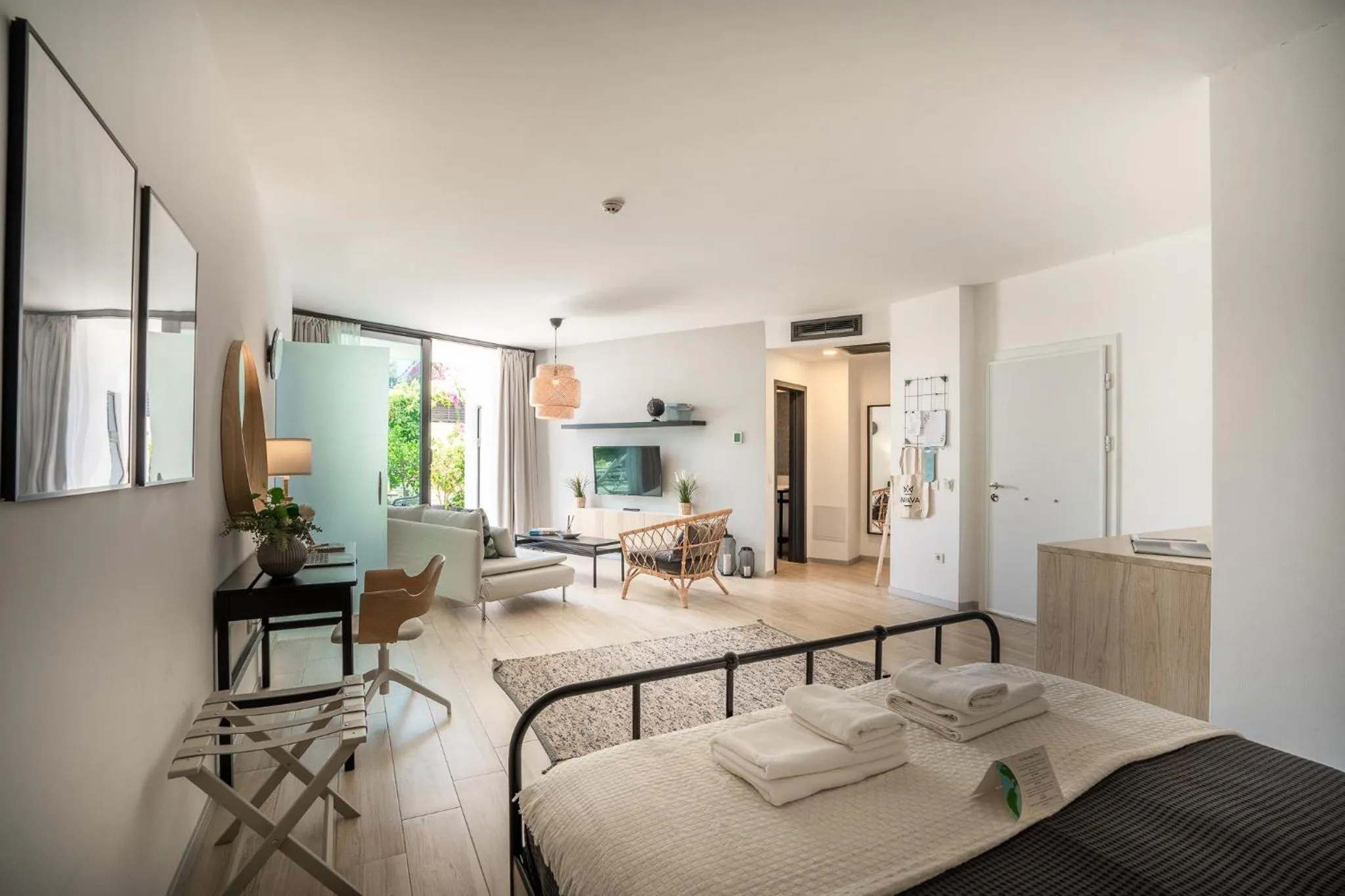 Photo of the whole room in Payava Hotel by True Blue