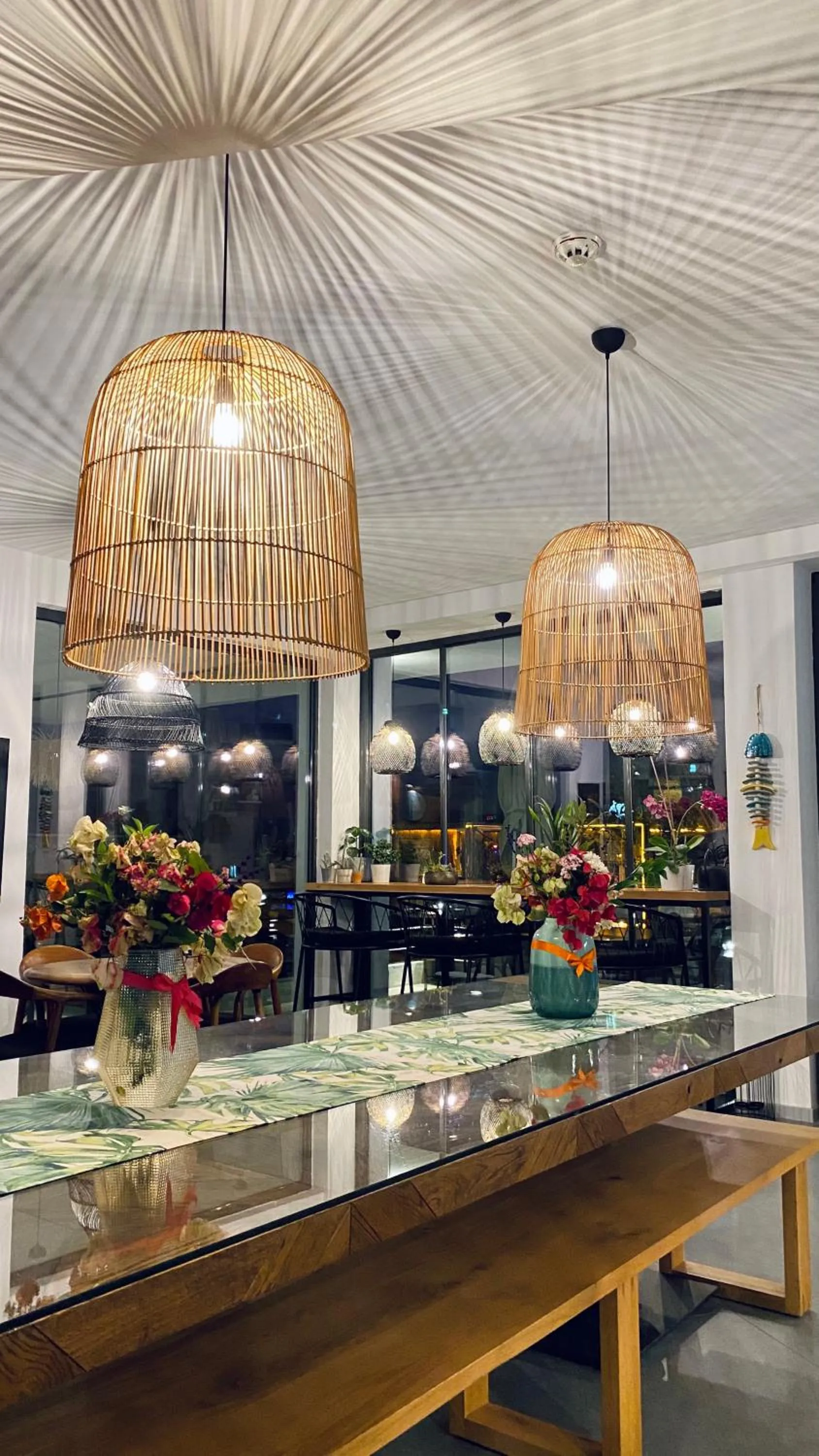 Restaurant/places to eat in Payava Hotel by True Blue