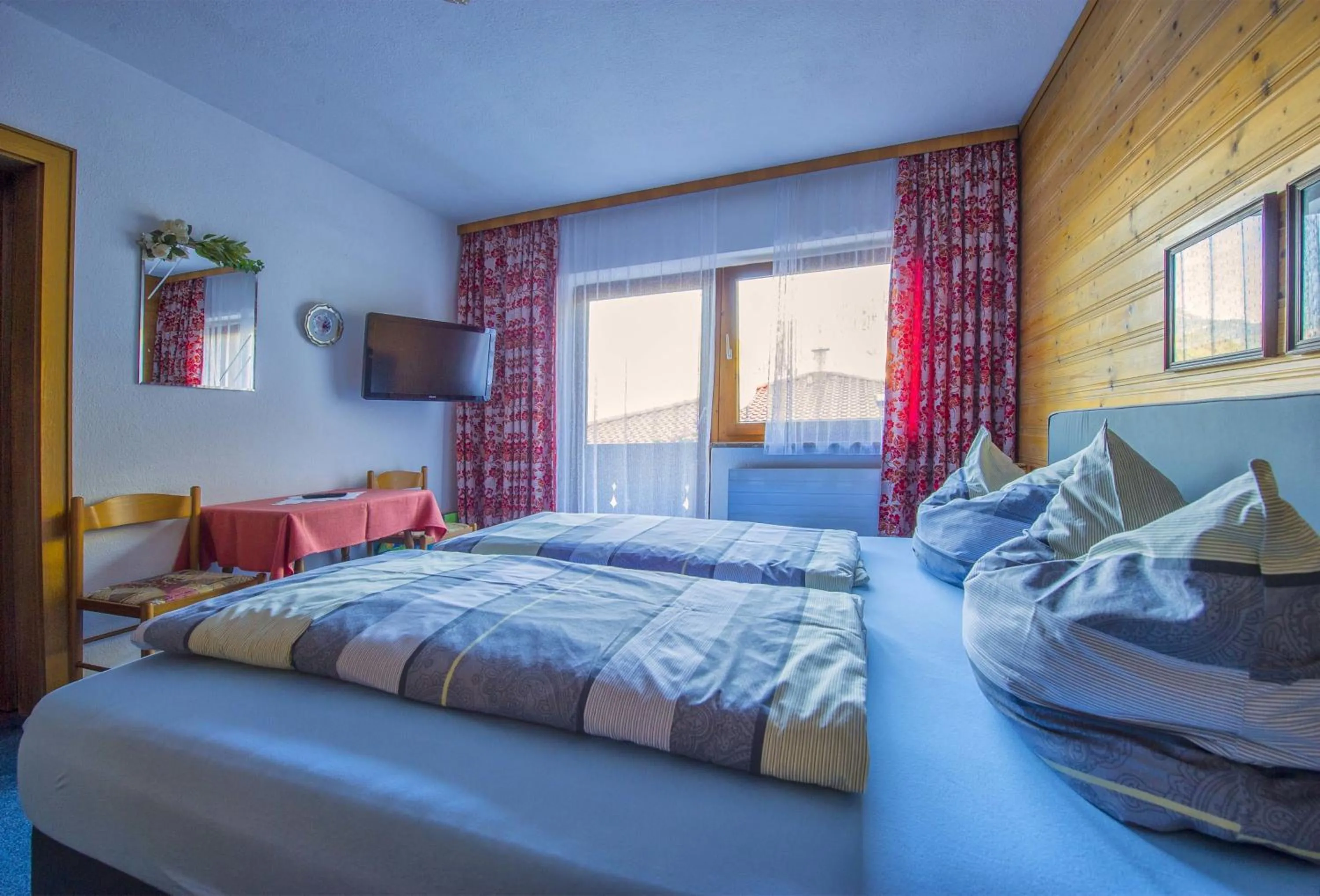 Day, Bed in Garni Fischer