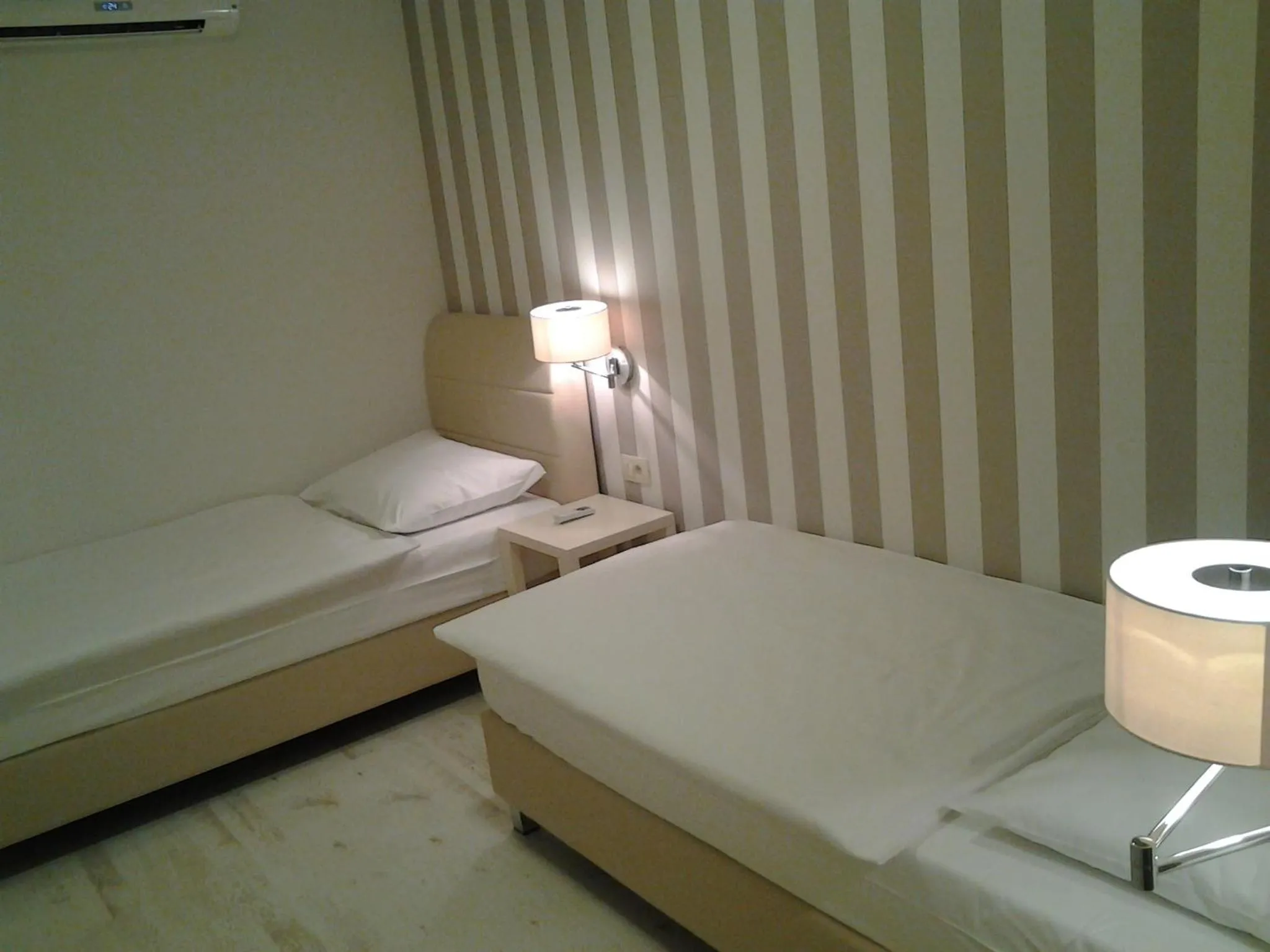 Decorative detail, Bed in Pansion Bencun