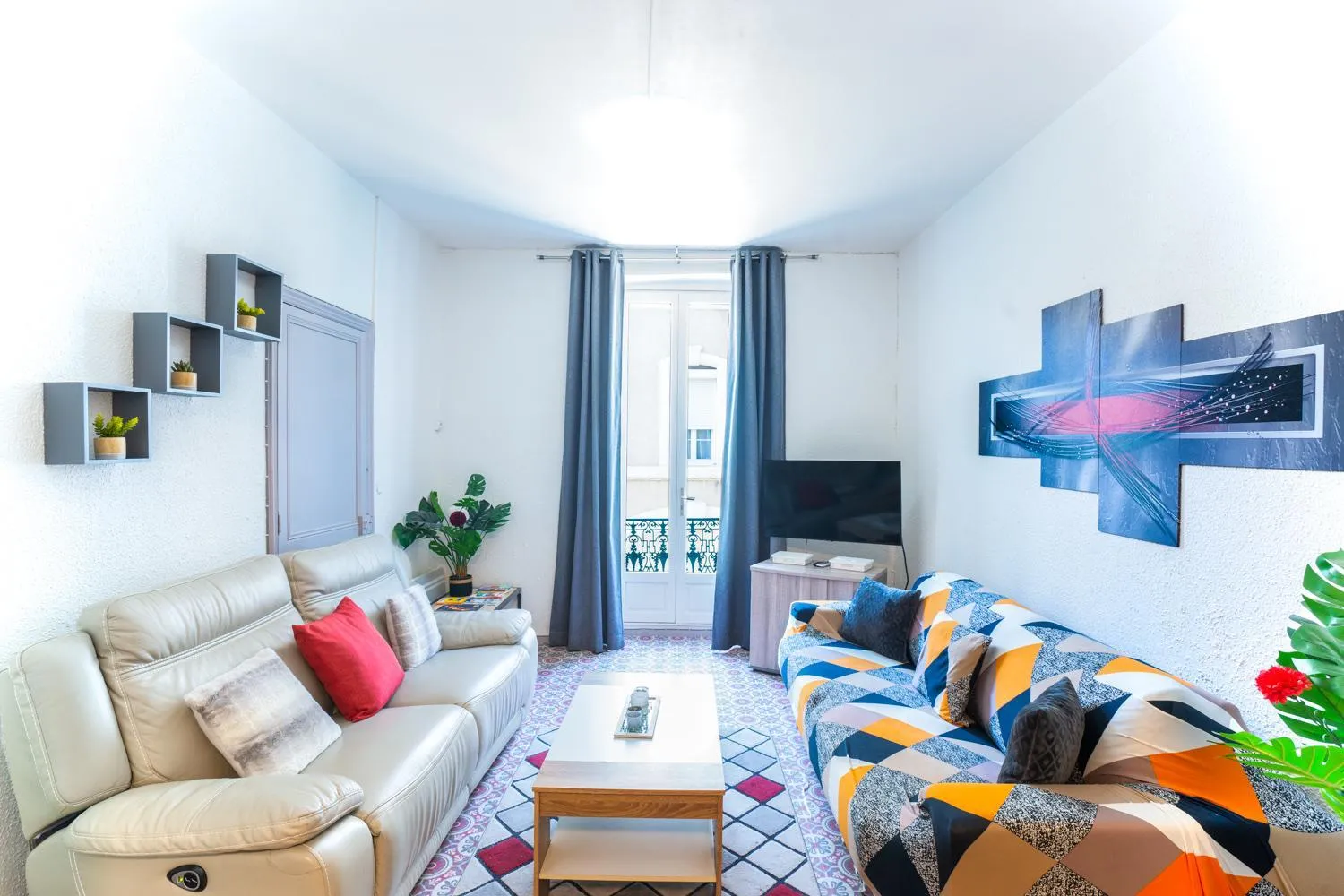 Living room in Appartement Les Halles , Climatisation, Terrasse, Garage