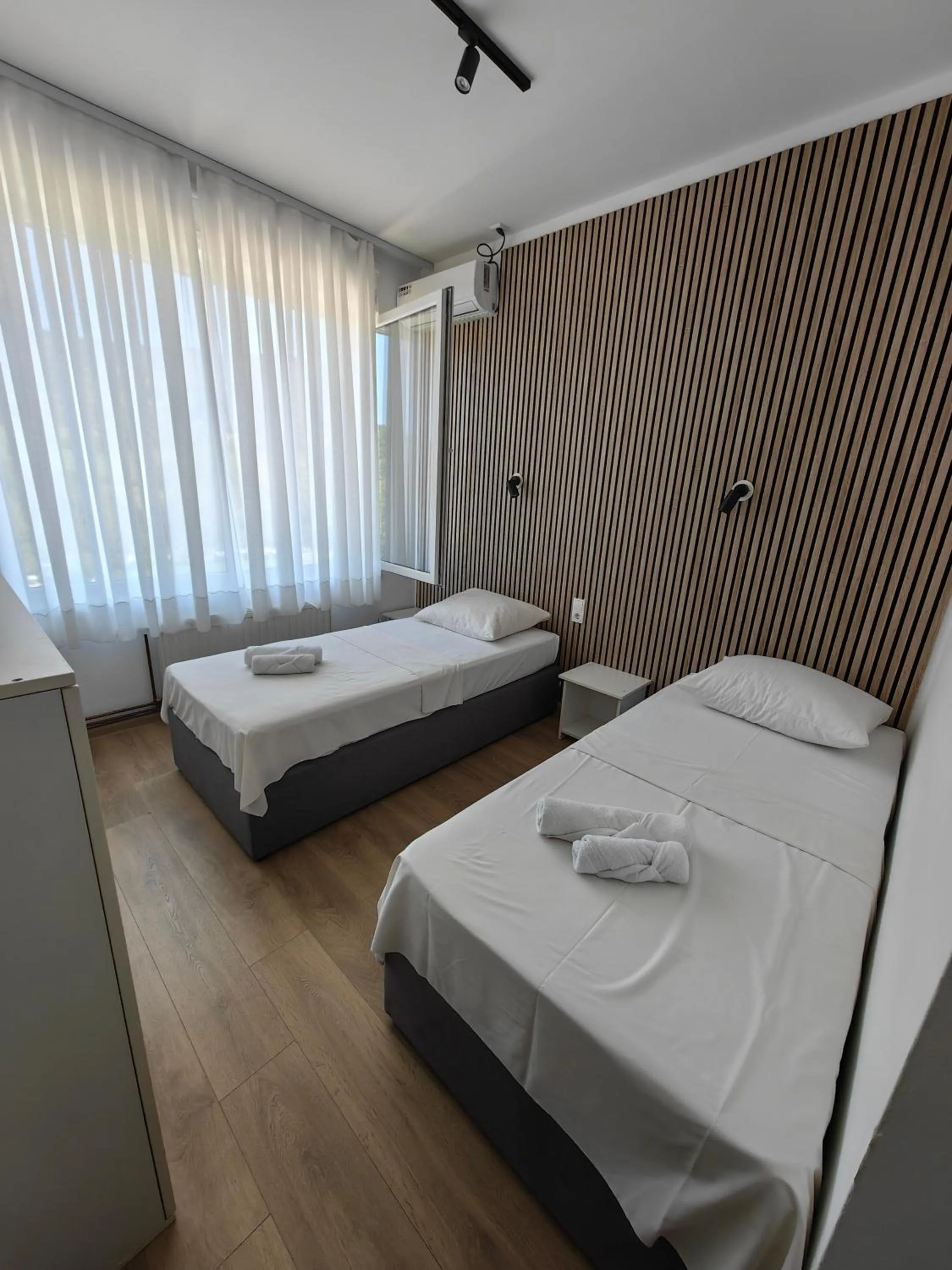 Bedroom in Motel Maks