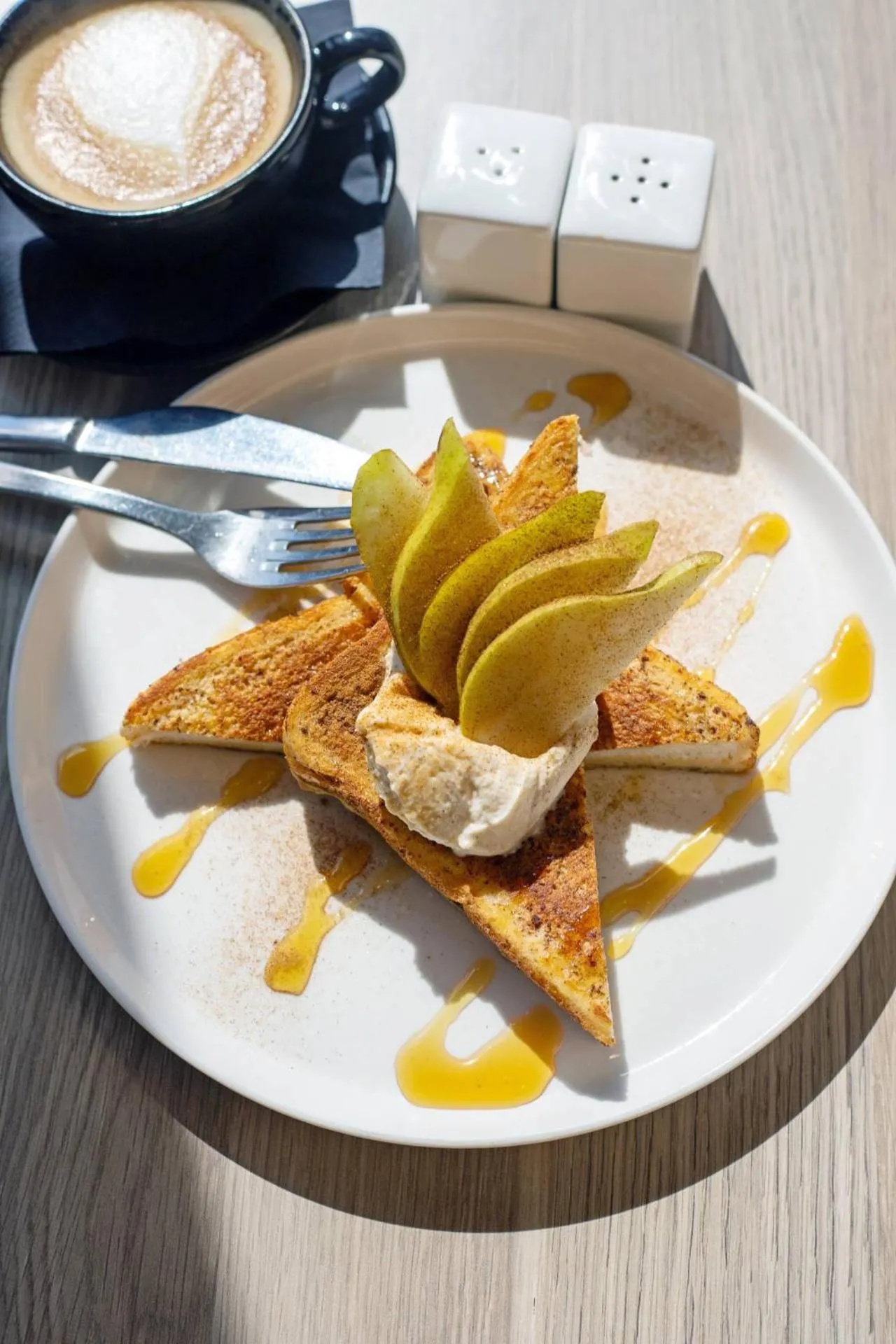 Breakfast in Bridgeport Hotel