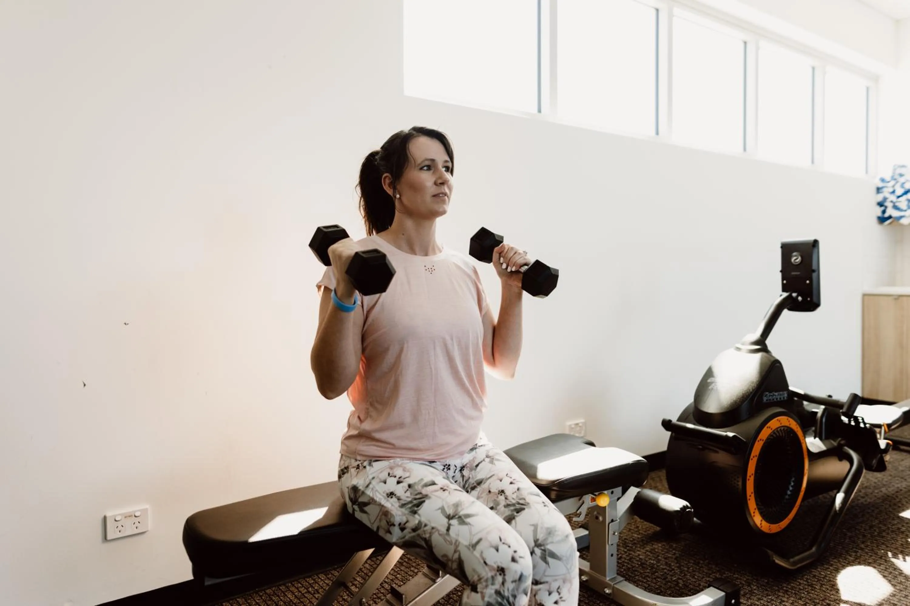 Swimming pool in Bridgeport Hotel