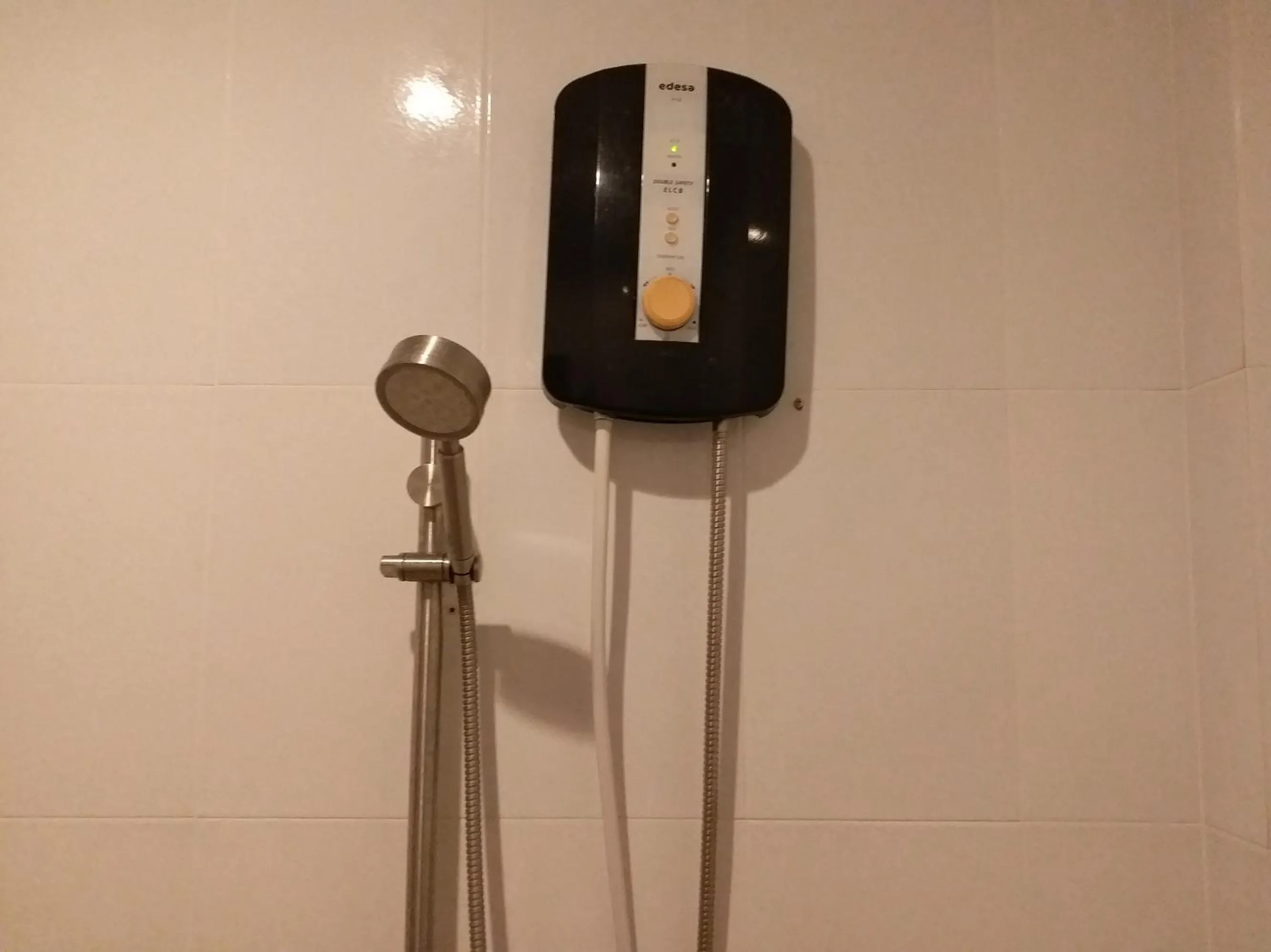 Bathroom in Sand Paisan Resort