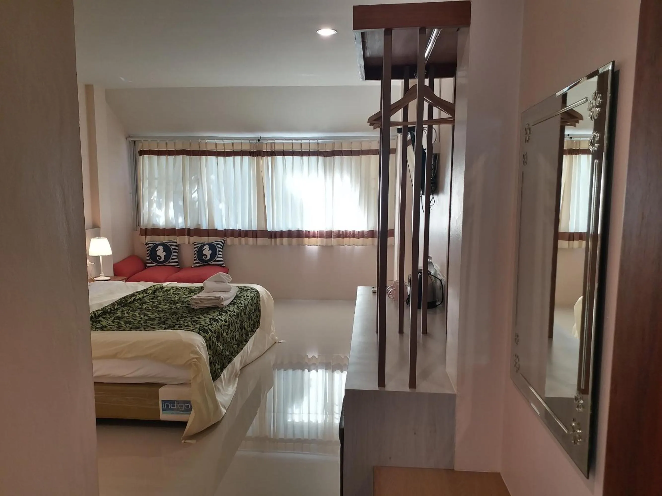 Bedroom, Bed in Sand Paisan Resort